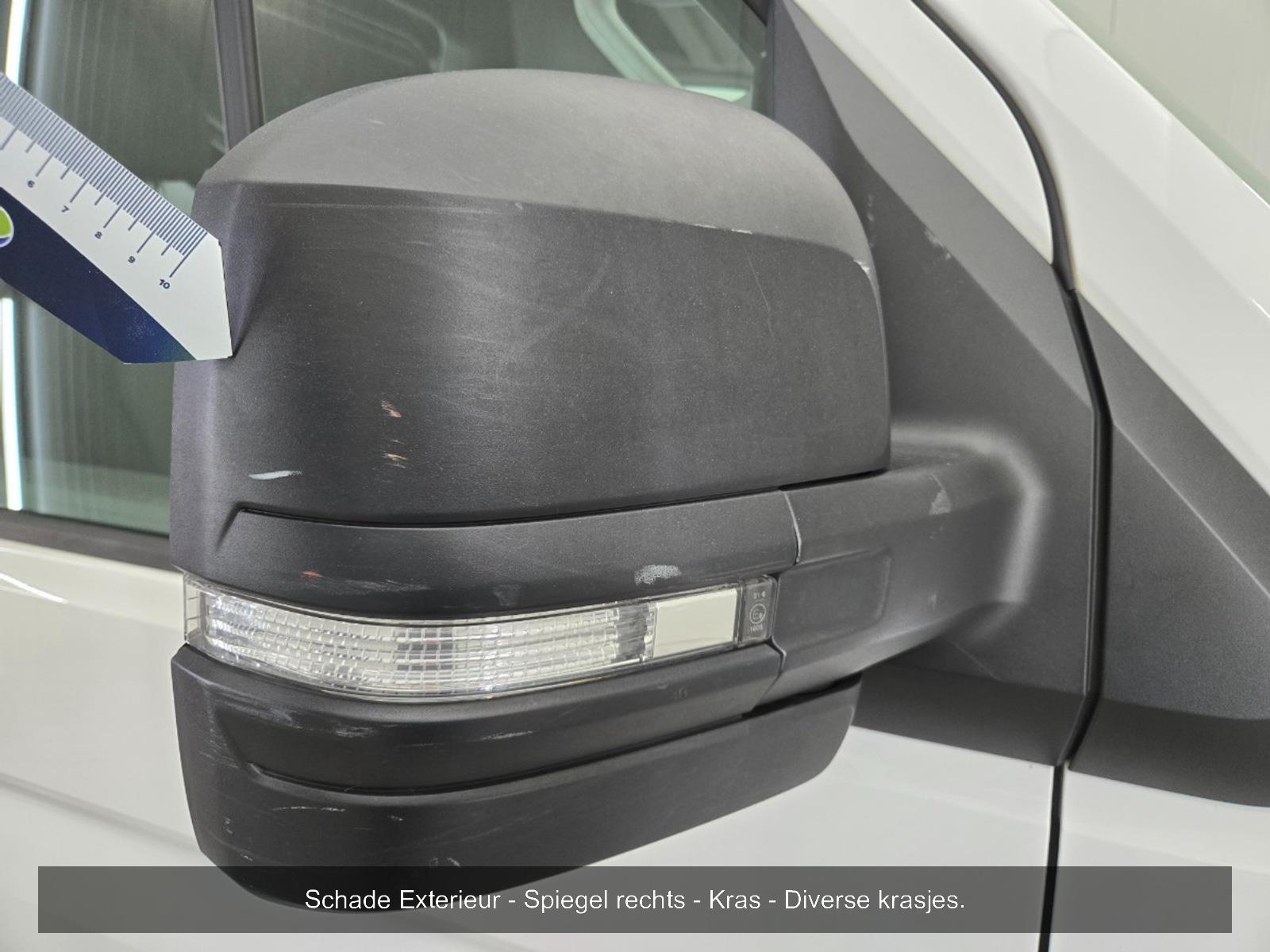 Volkswagen Crafter 35 2.0 TDI L3H3 Comfortline | 2022 | 49.279 km | Automaat | VJX98X | NAP: Logisch