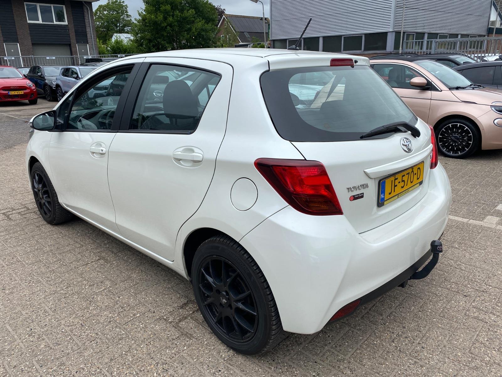 Toyota Yaris 1.3 VVT-i Aspiration | 2016 | 10.176 km | JF570D | NAP: Logisch