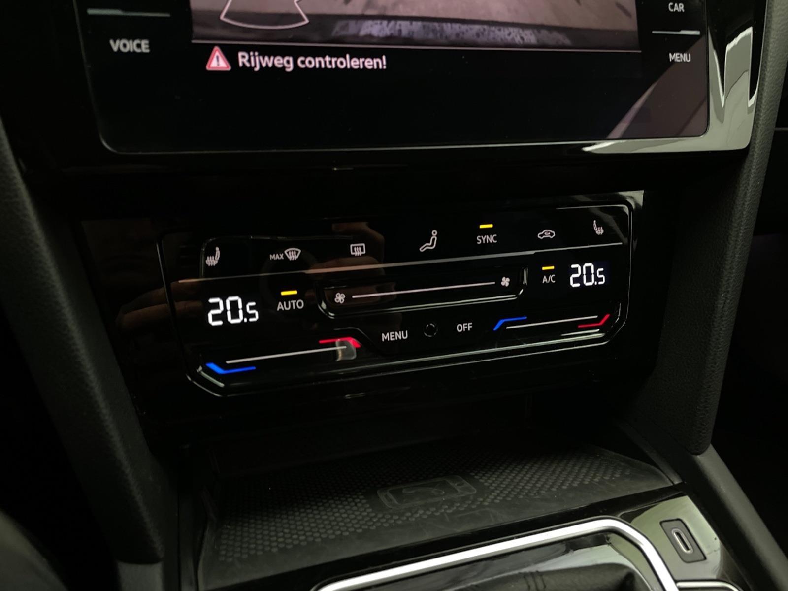 Volkswagen Passat Variant 2.0 TSI R-Line Business + | 2021 | 109,933 km | Automatic | GNS02T | NAP: No rating