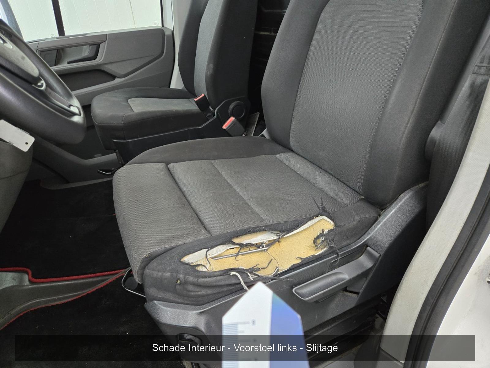 Volkswagen Crafter 35 2.0 TDI L4H3 Highline | 2018 | 272.440 km | V413KN | NAP: Logisch