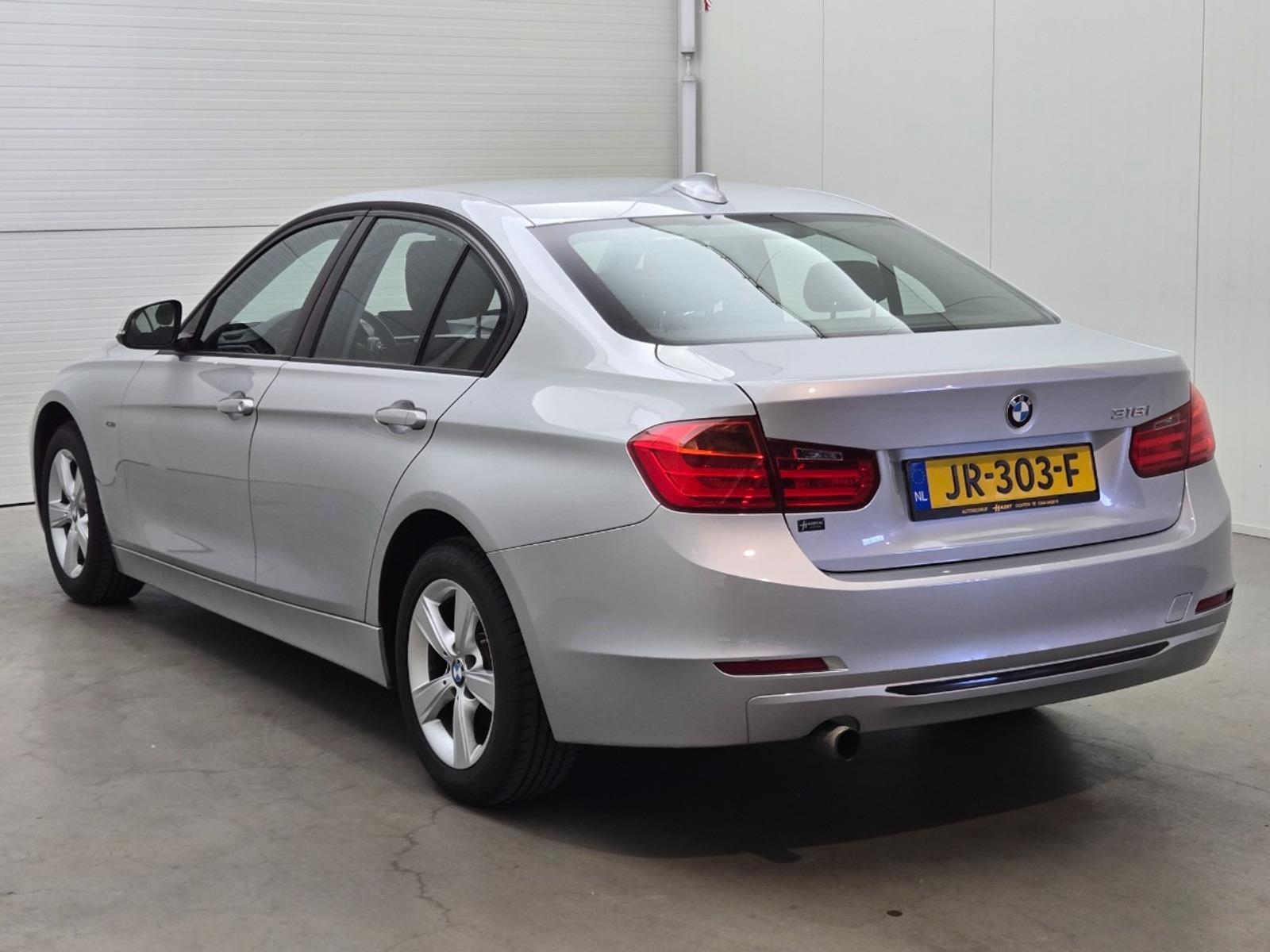 BMW 3-serie 316i Business | 2016 | 39.817 km | Automaat | JR303F | NAP: Logisch