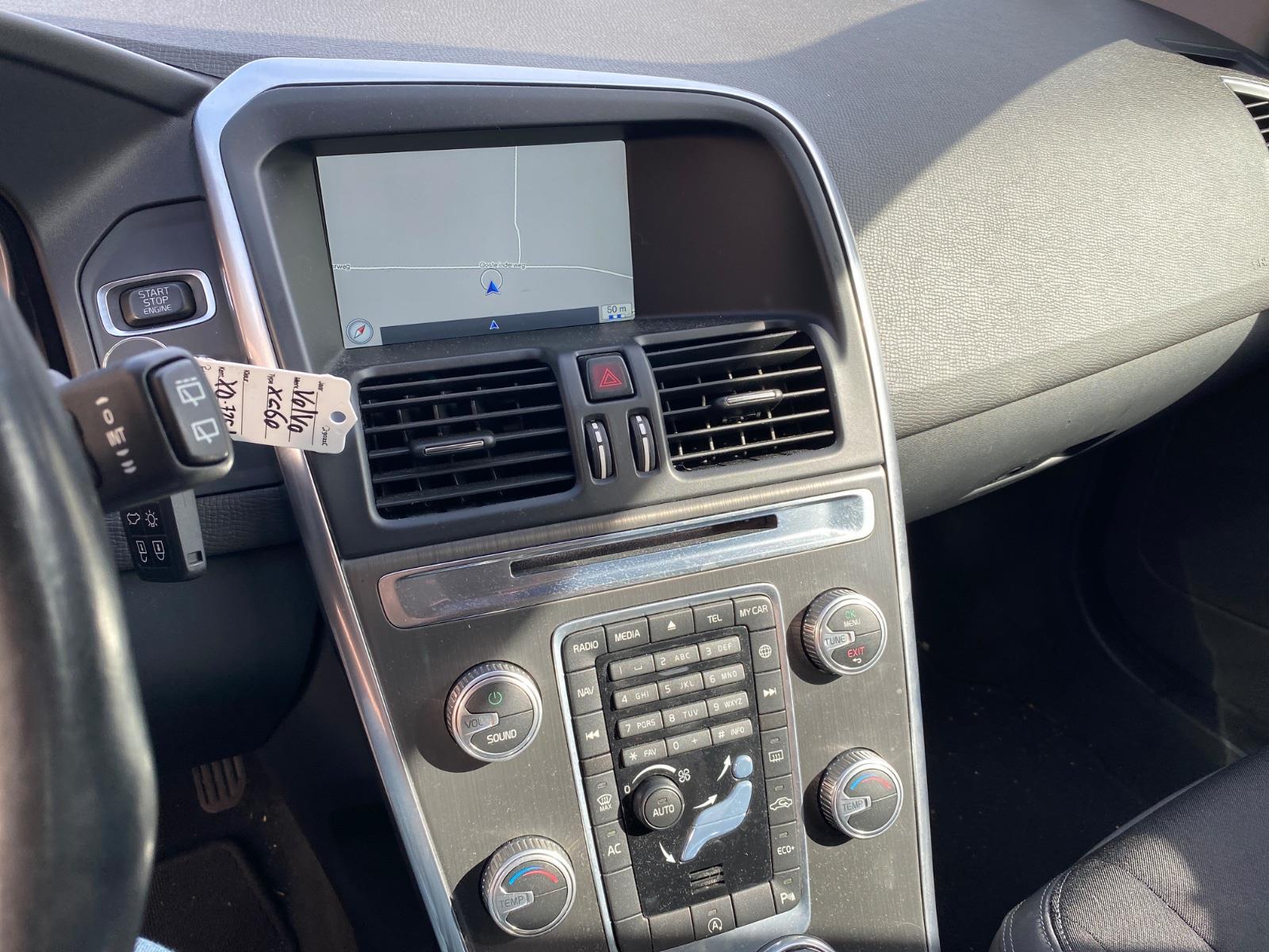 Volvo XC60 2.0 D4 FWD Momentum | 2014 | 165,226 km | Automatic | XD725K | NAP: No rating