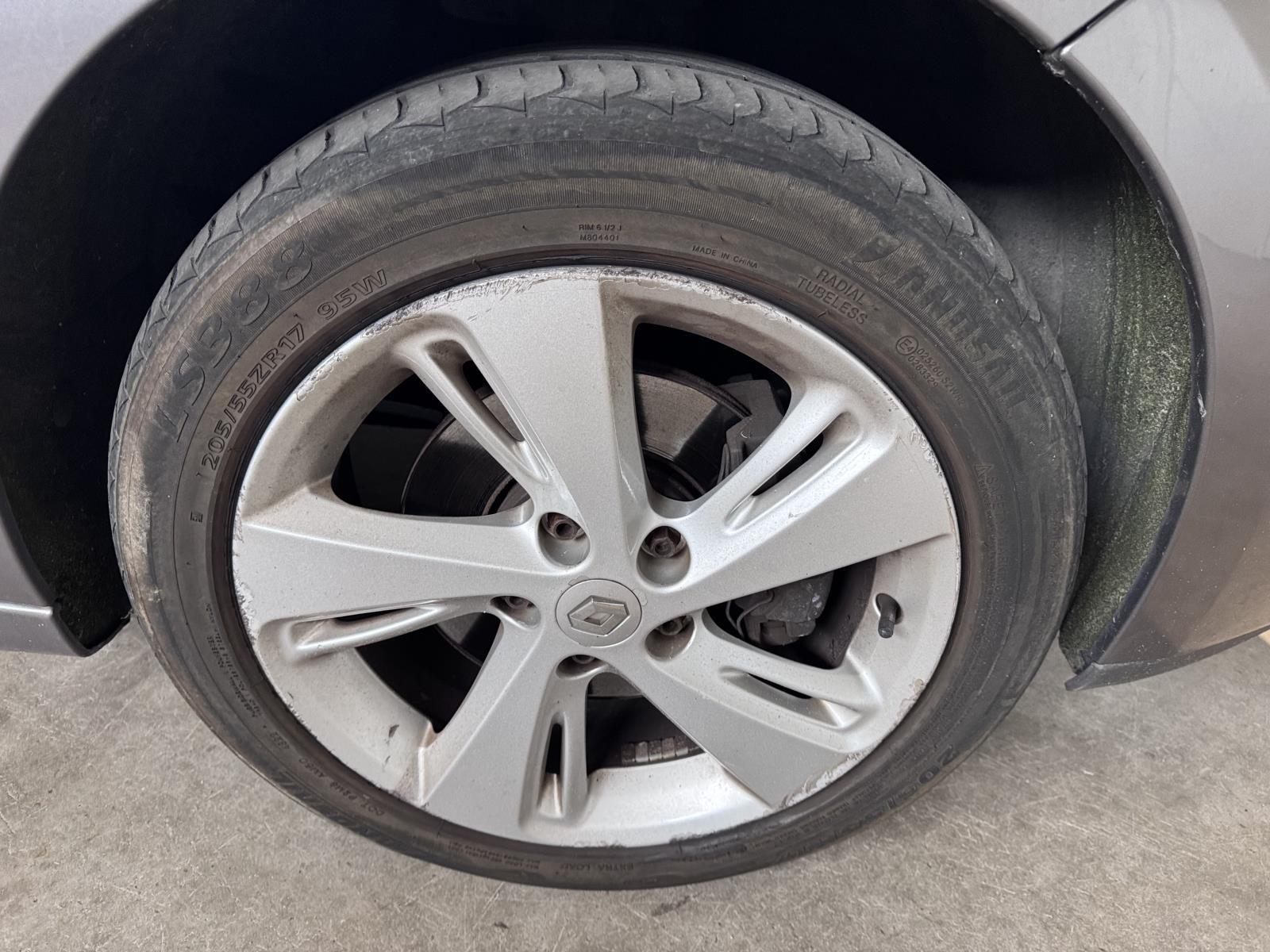 Renault | Scénic | 1.2 TCe R-Cinéma | 2014 | 232.300 km | 2XGZ18 | Logisch