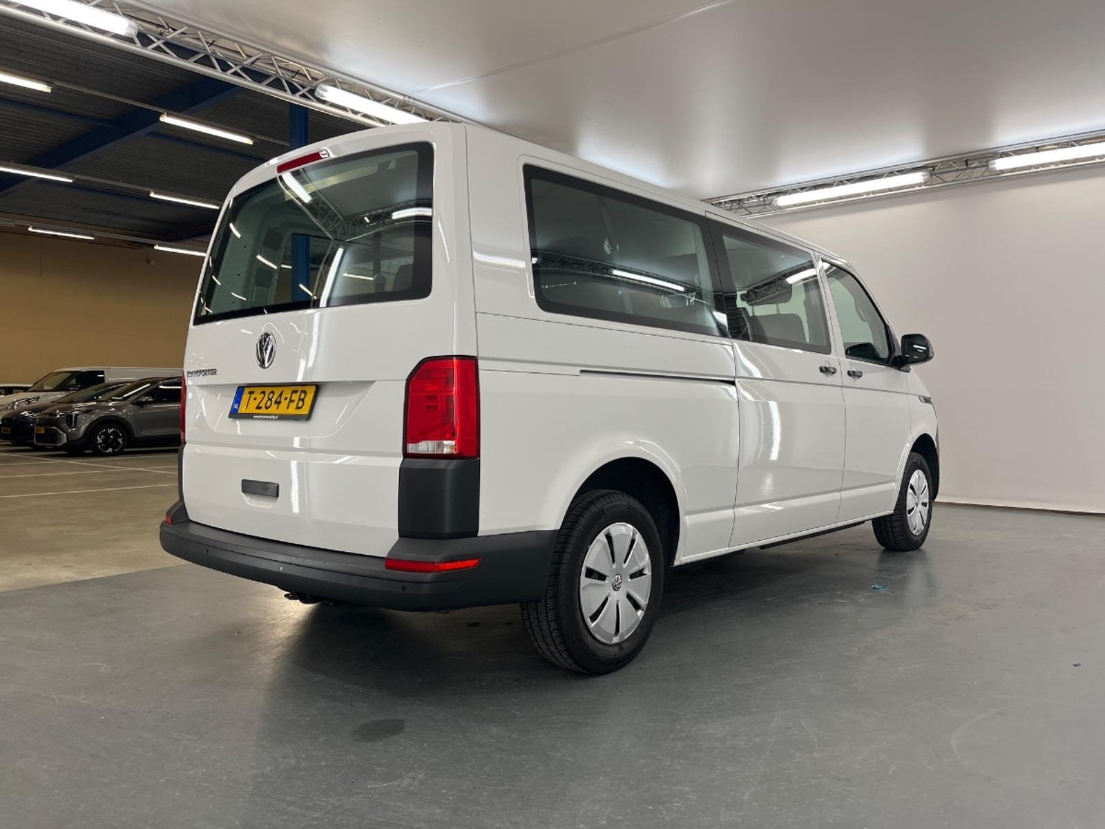 Volkswagen Transporter Kombi 2.0 TDI L2H1 Personenbus | 2023 | 235.720 km | T284FB | NAP: Logisch