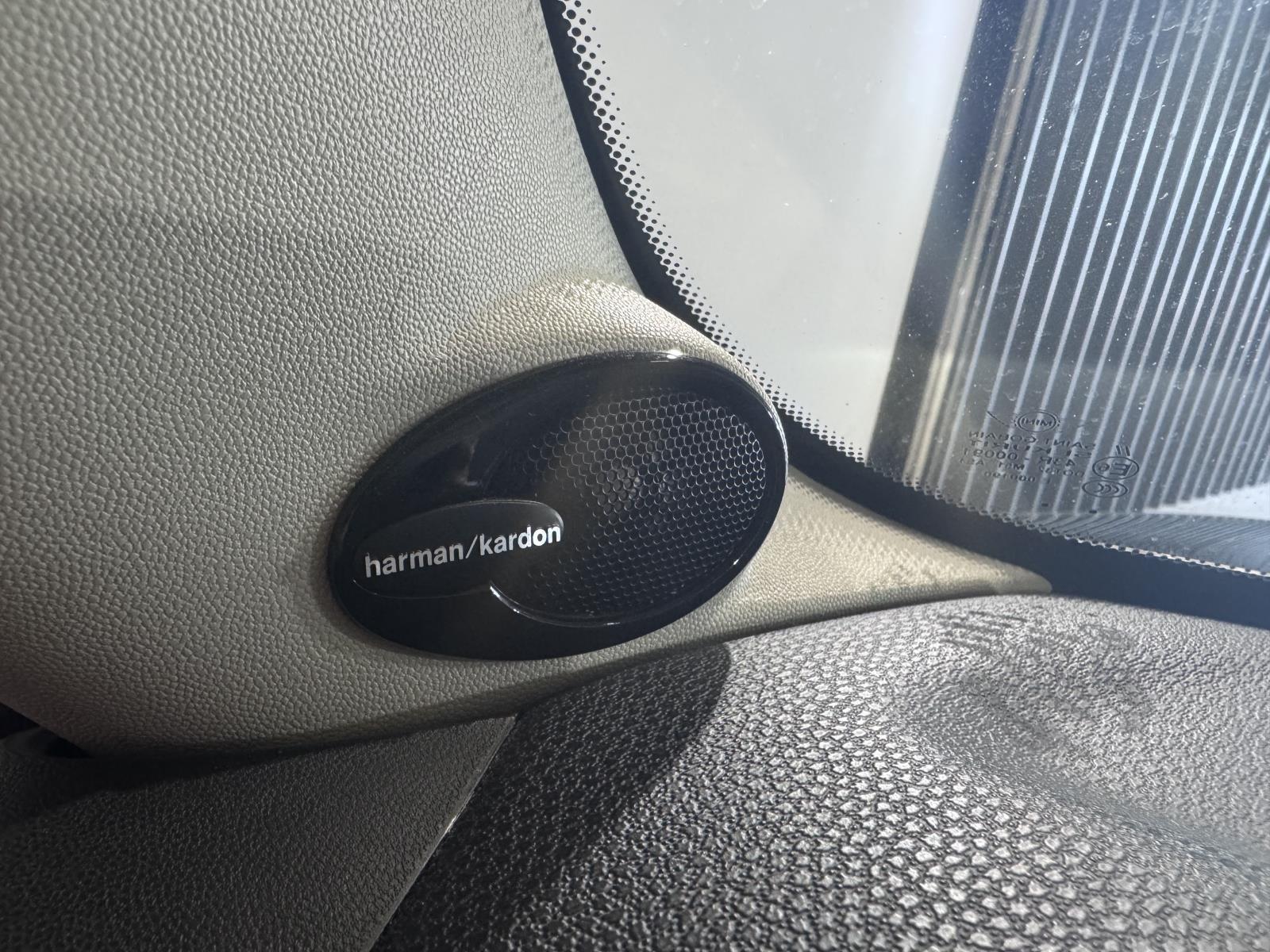 MINI | 3-Door | 1.6 Cooper S Chili | 2011 | 177,178 km | H797GH | No rating
