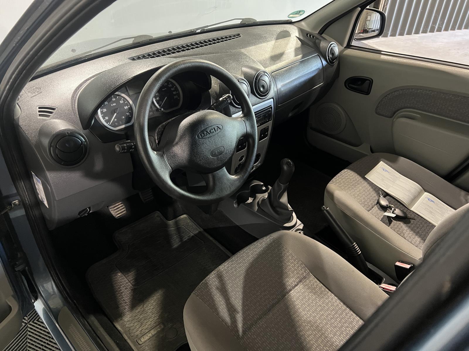 Dacia | Logan MCV | 1.6-16V Lauréate | 2007 | 193.543 km | 49ZBPS | Logisch