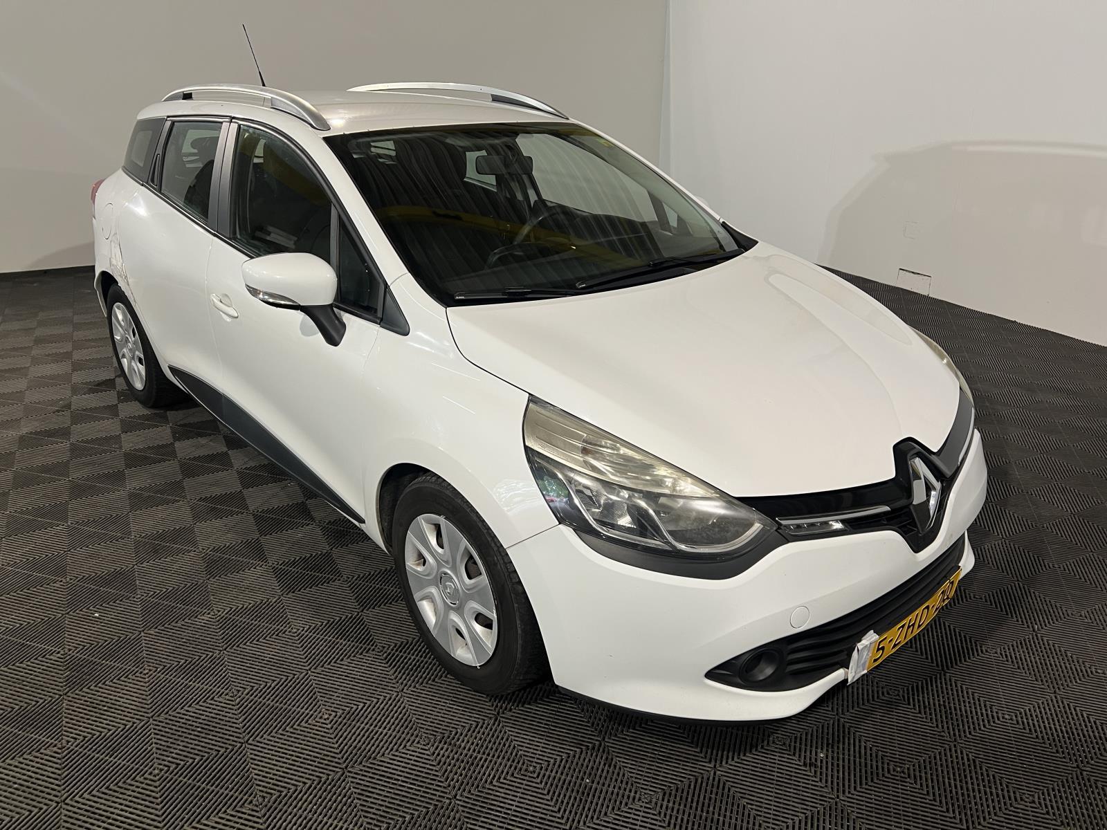 Renault | Clio Estate | 1.5 dCi ECO Expression | 2015 | 295.474 km | 5ZHD20 | Logisch