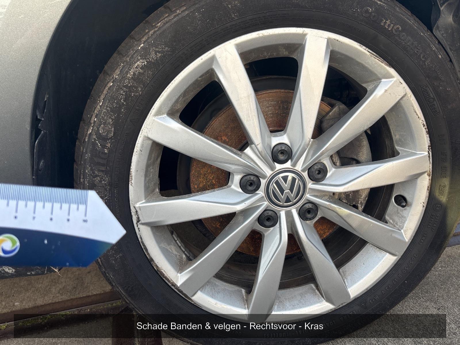 Volkswagen Golf 1.4 TSI Highline Business R | 2017 | 18.750 km | Automaat | X153FD | NAP: Geen oordeel