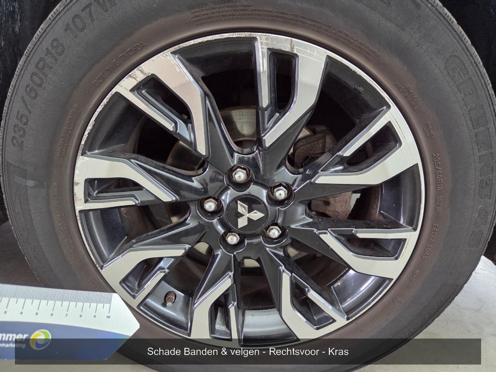 Mitsubishi Outlander 2.0 PHEV Executive Edition | 2015 | 423,443 km | Automatic | HS244V | NAP: Reasonable