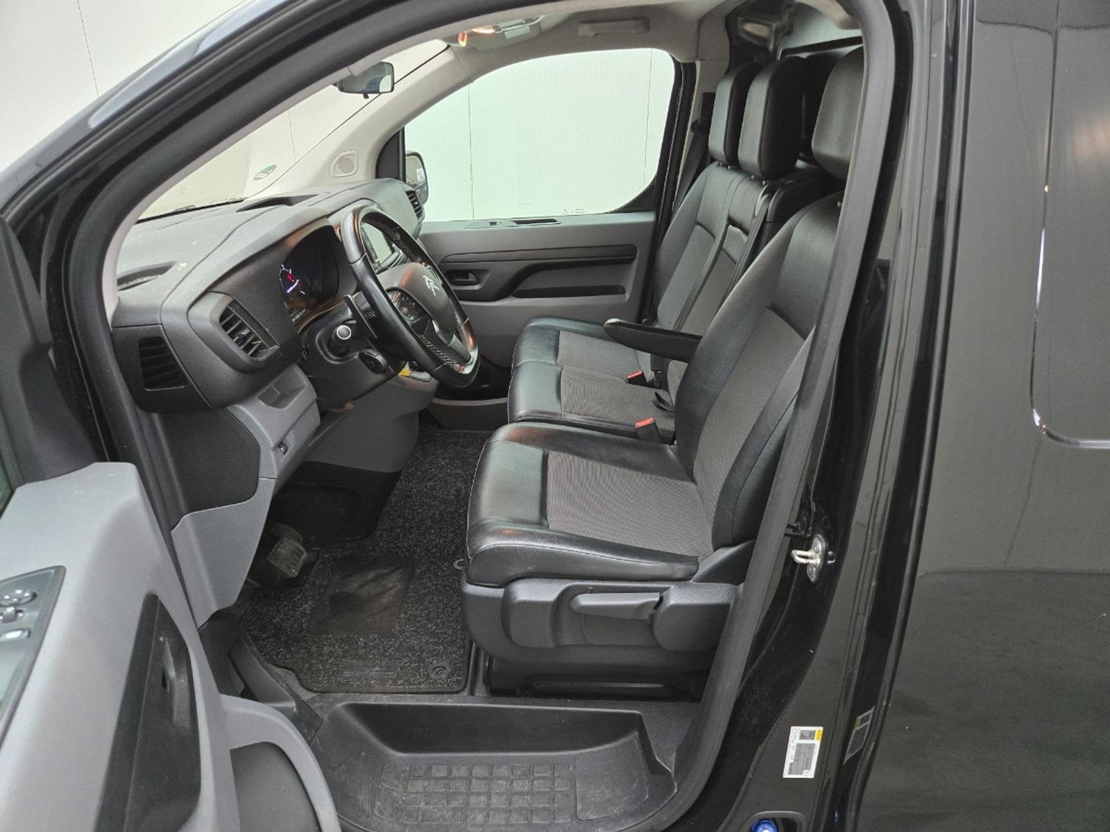 Citroën Jumpy 2.0 BlueHDI 180 M Club | 2019 | 176,424 km | Automatic | VNR40P | NAP: No rating