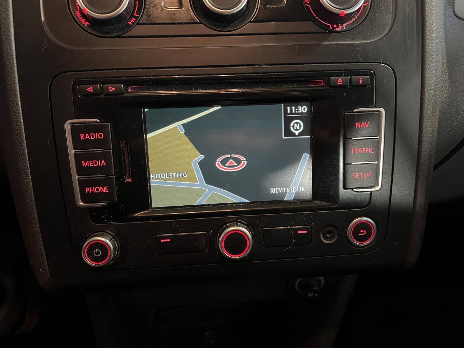 Volkswagen | Touran | 1.2 TSI Trendline BlueMotion | 2012 | 276.000 km | 82XJD4 | Logisch