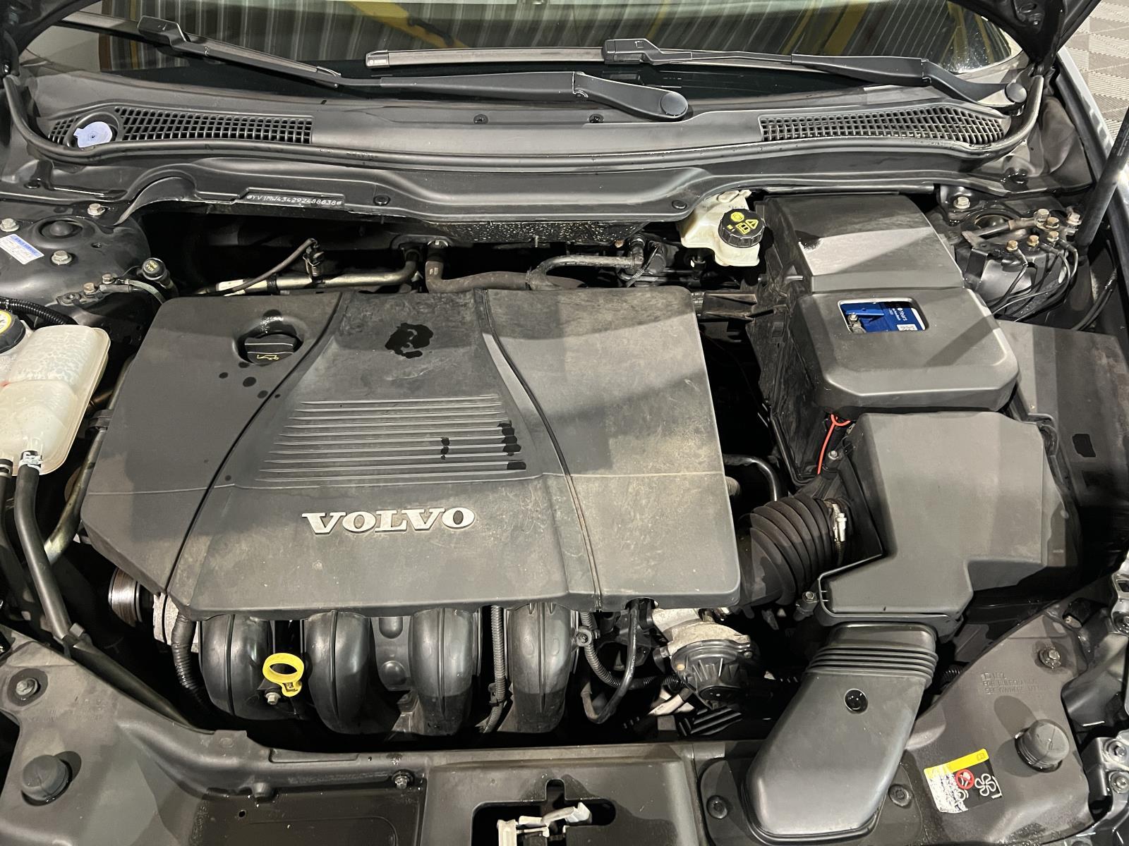 Volvo | V50 | 2.0 Momentum | 2009 | 321,169 km | 53JZG3 | Logical