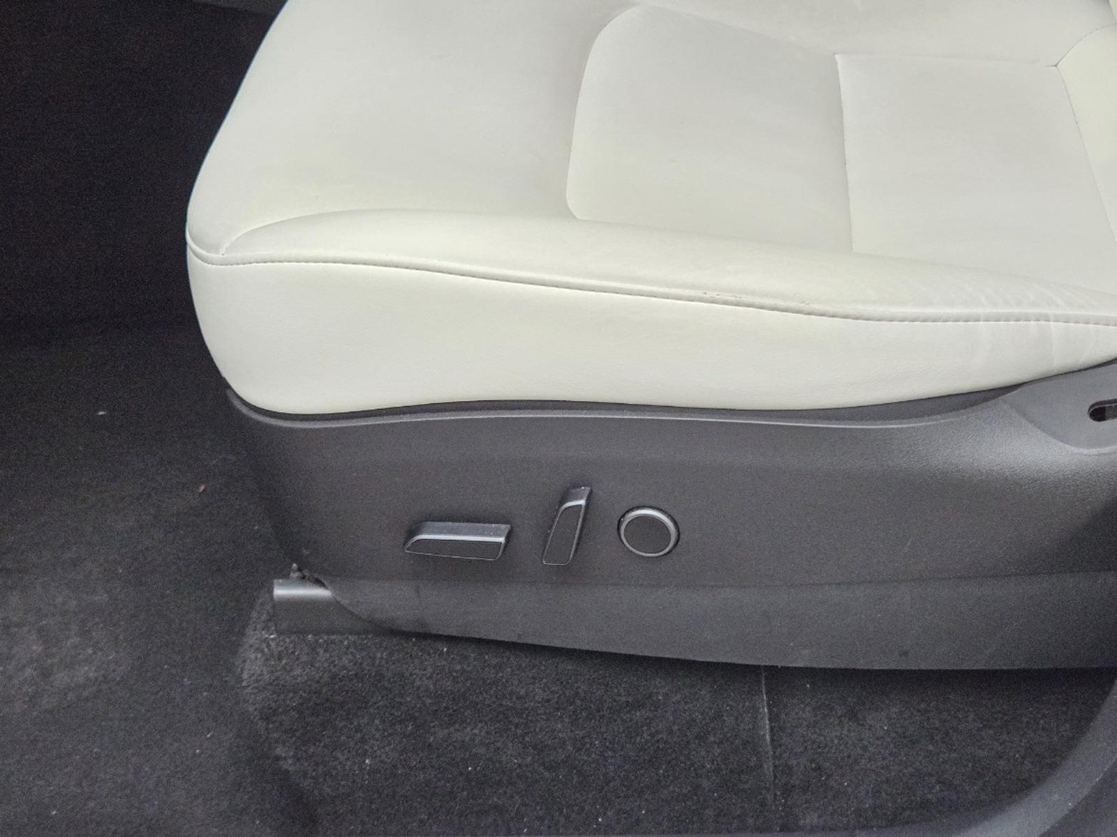 Tesla Model Y Long Range AWD 75 kWh | 2022 | 120.568 km | Automaat | P580GV | NAP: Logisch