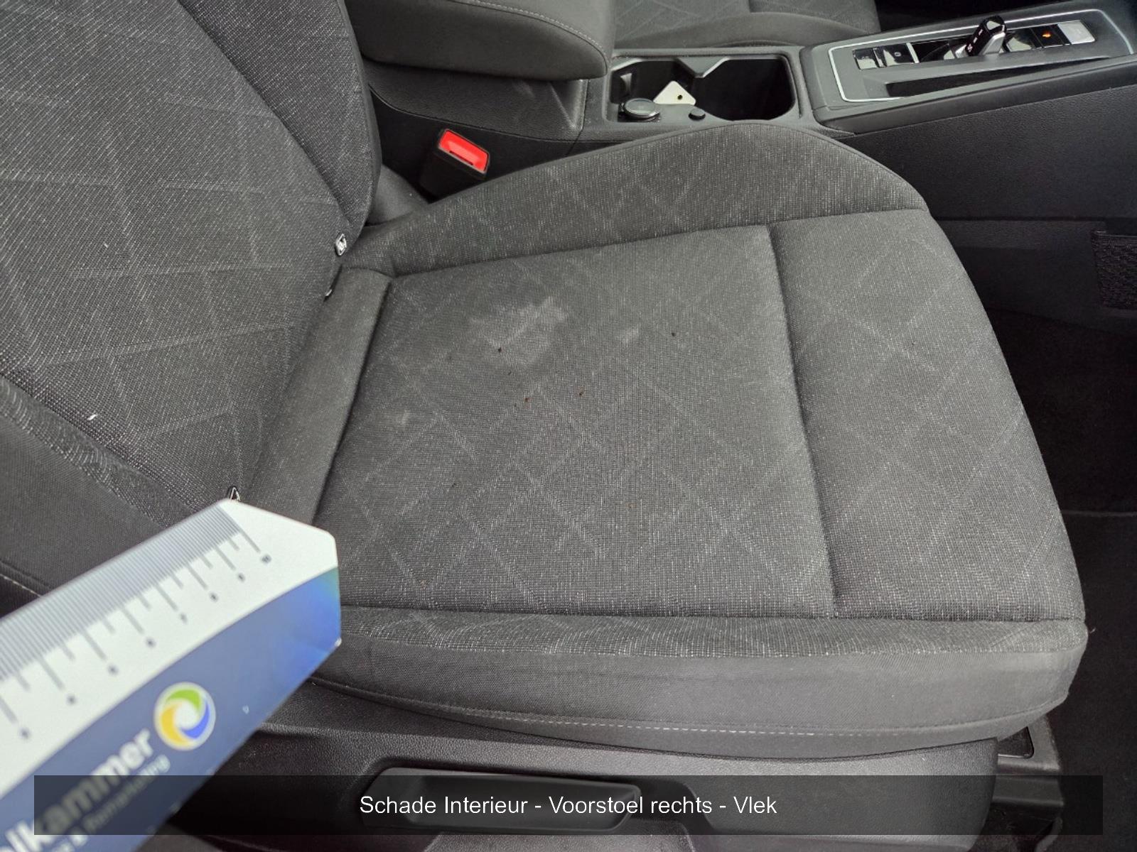 Volkswagen Golf 1.0 eTSI Life | 2021 | 126.626 km | Automaat | L896PG | NAP: Logisch