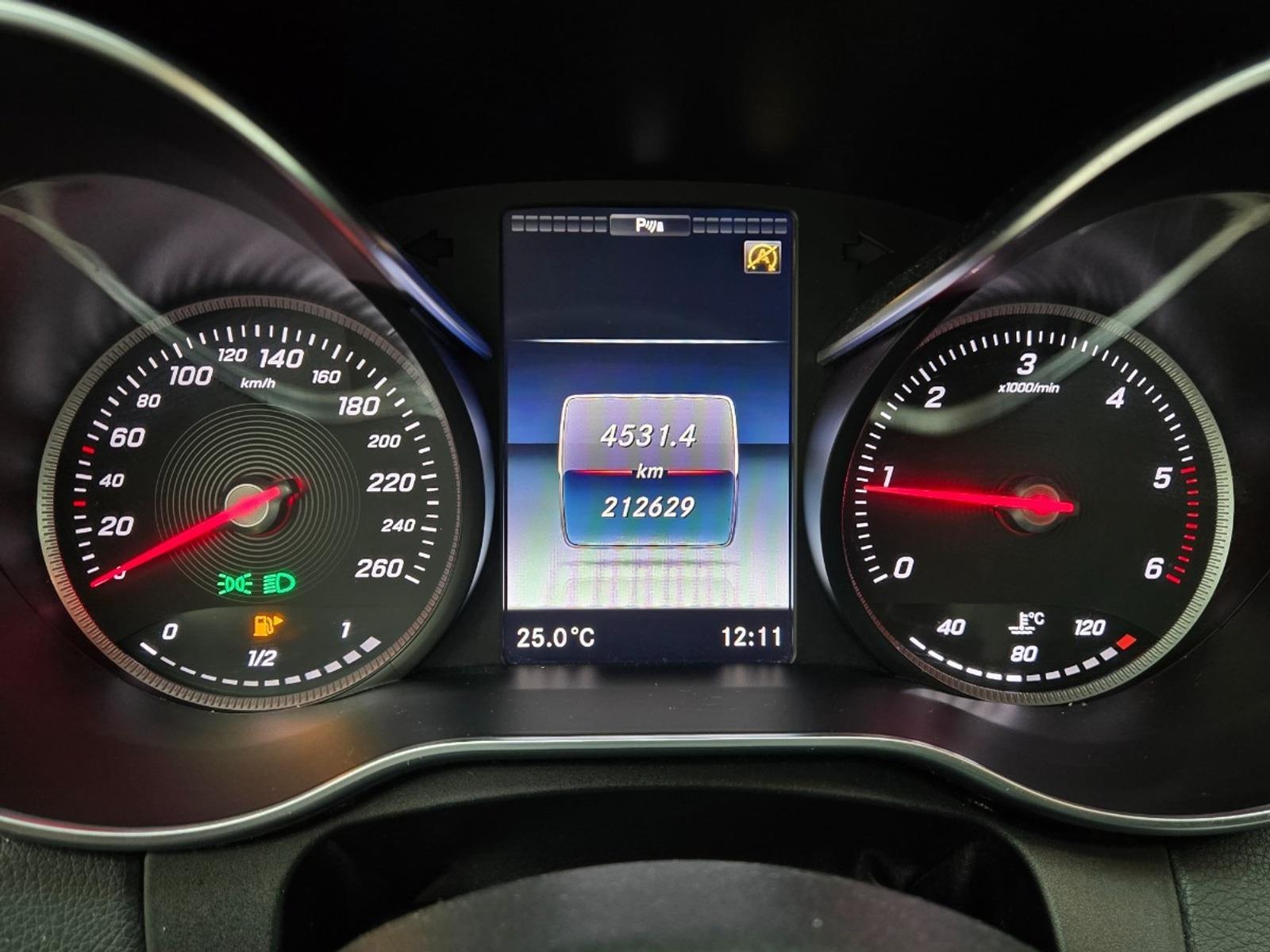 Mercedes-Benz C-klasse 200 CDI Premium Plus | 2018 | 212.629 km | XX962F | NAP: Geen oordeel