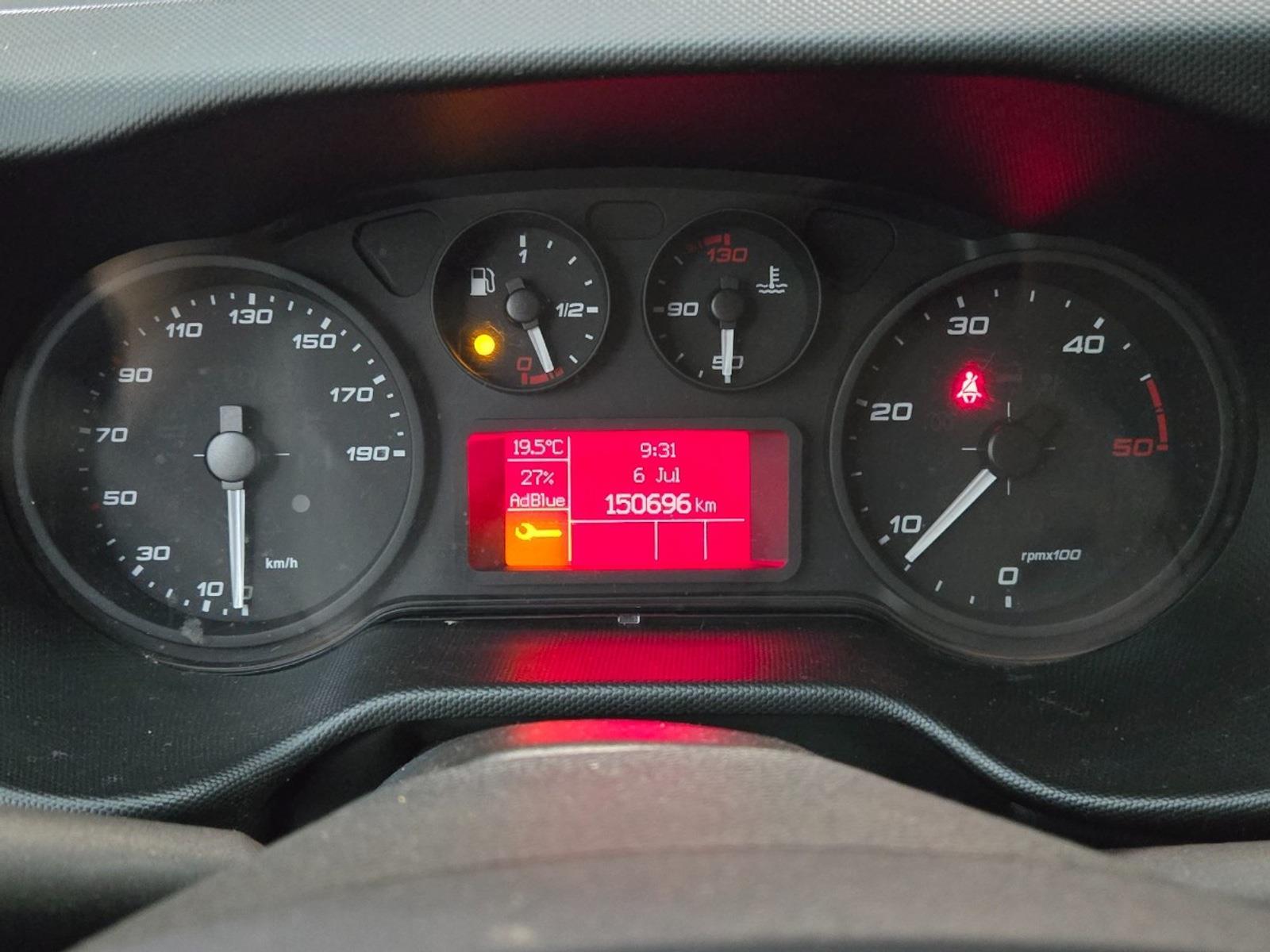 Iveco Daily 35S14V 2.3 410 H2 | 2021 | 150,696 km | VND78T | NAP: Makes sense