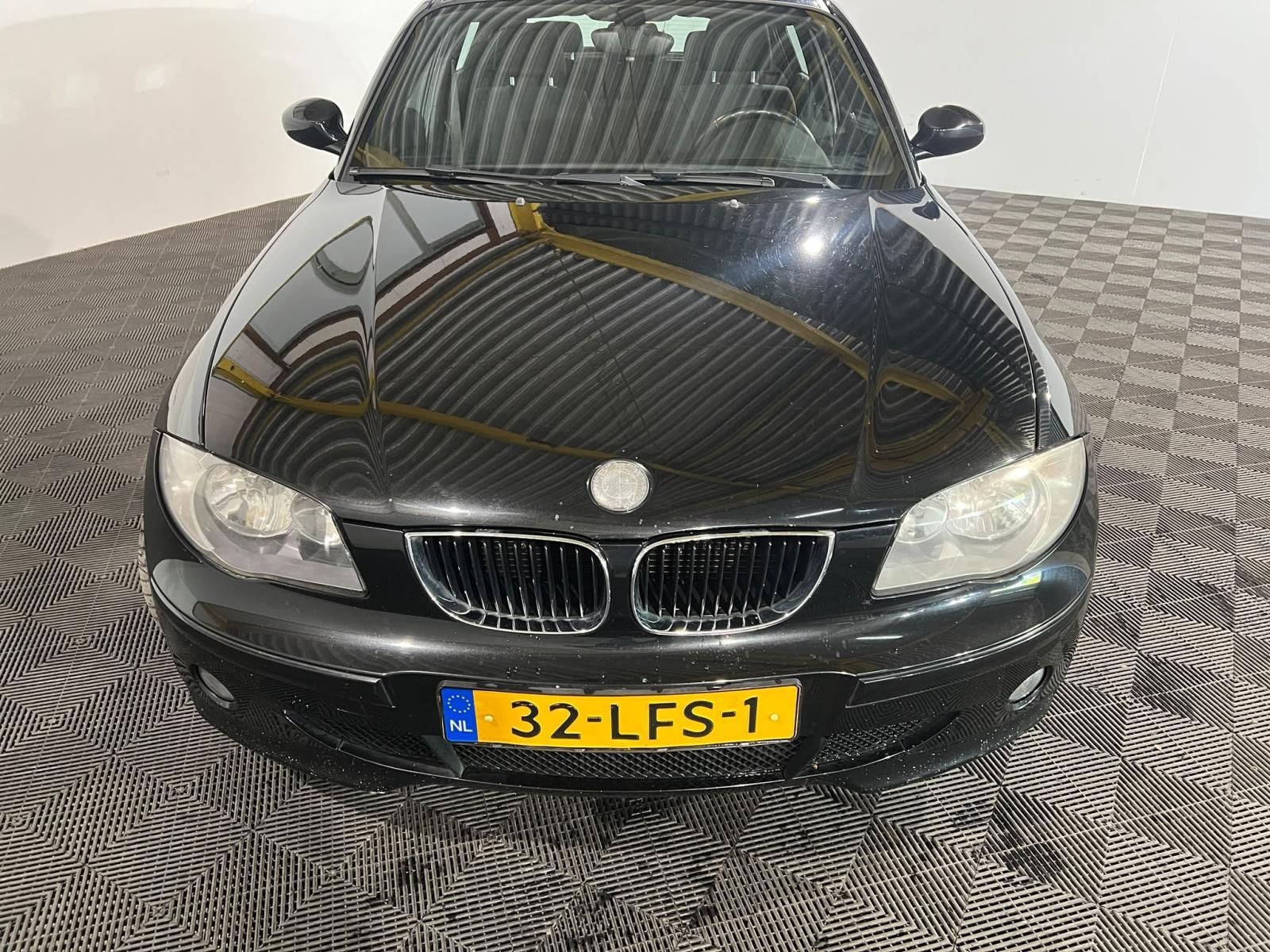 BMW | 1-serie | 116i | 2009 | 235.431 km | 32LFS1 | Geen oordeel