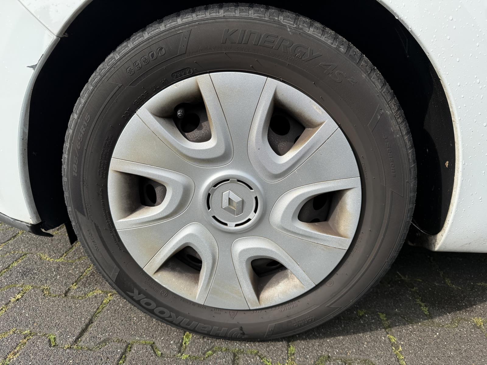 Renault | Clio Estate | 1.5 dCi ECO Expression | 2015 | 295.474 km | 5ZHD20 | Logisch