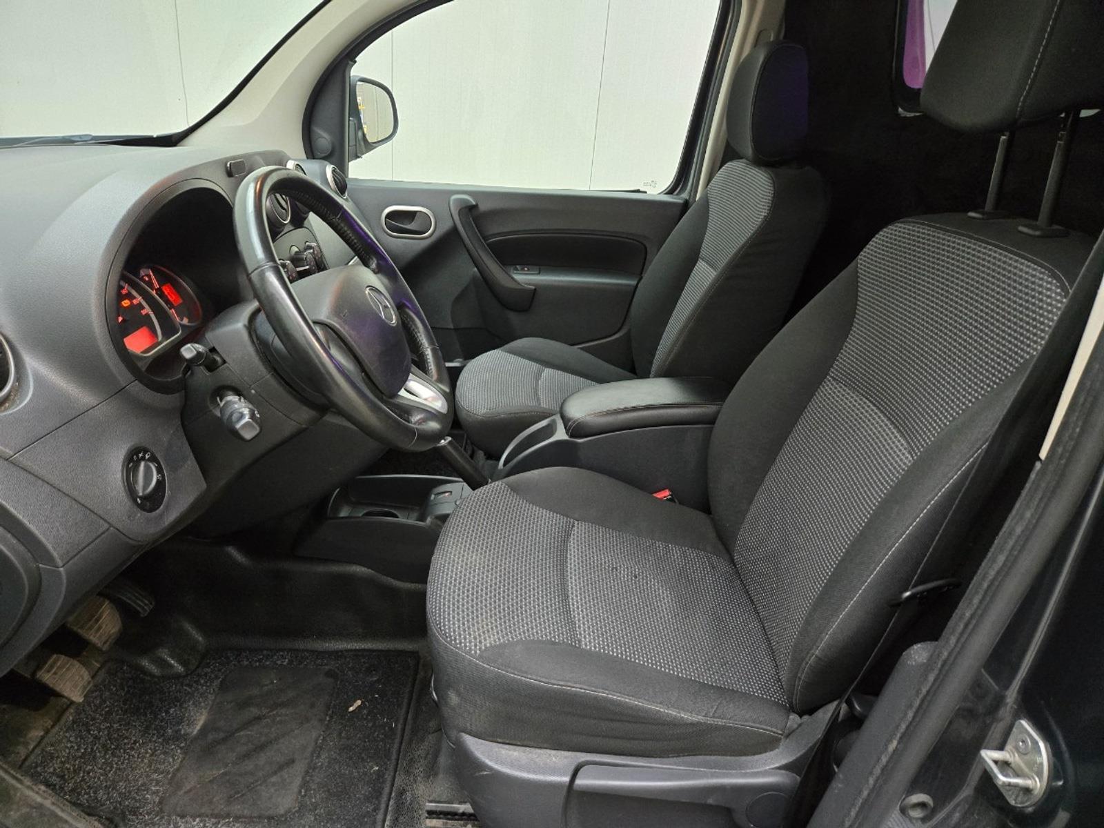 Mercedes-Benz Citan 111 CDI BlueEFFICIENCY | 2018 | 264.608 km | V491NJ | NAP: Logisch