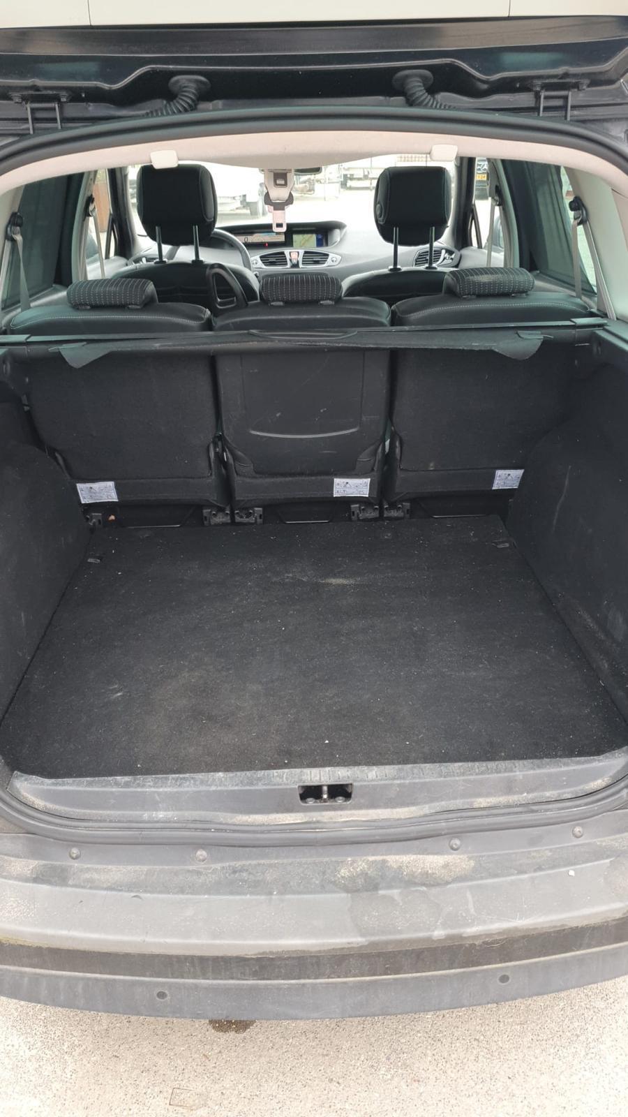 Renault | Grand Scénic | 1.4 TCe Bose | 2011 | 201.957 km | 44RBP6 | Logisch