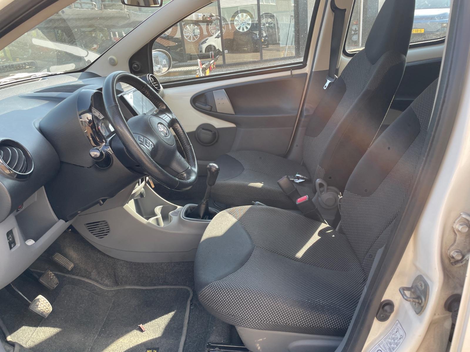 Toyota Aygo 1.0-12V Cool | 2012 | 195,782 km | RG262K | NAP: No rating