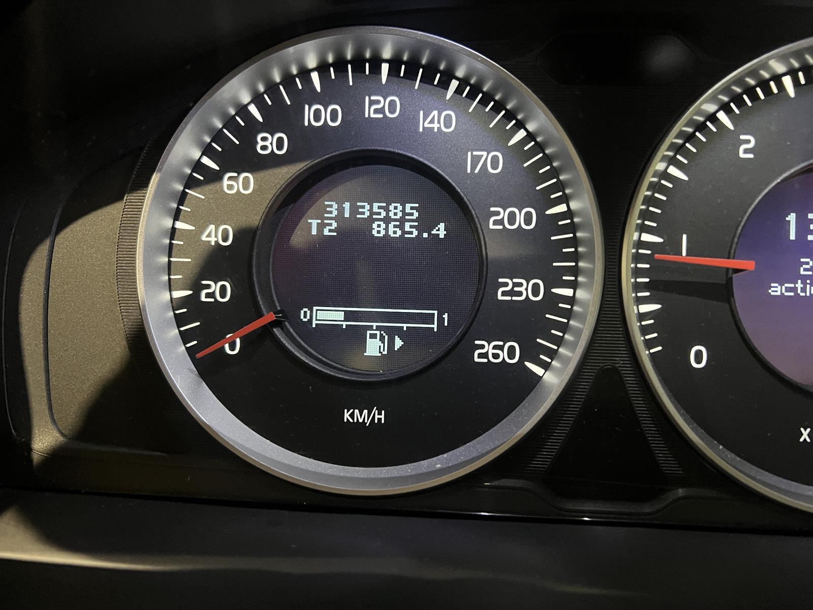 Volvo | V60 | 1.6 DRIVe Momentum | 2012 | 313,585 km | JL474F | No rating