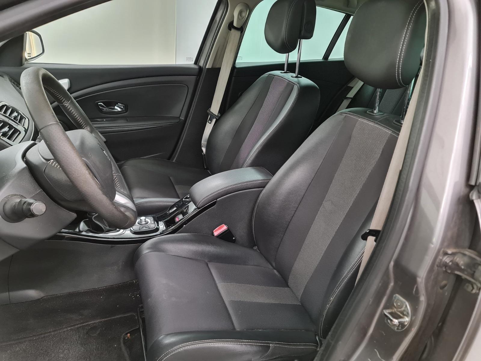 Renault Mégane 1.4 TCe Bose | 2012 | 224,181 km | 85TTZ3 | NAP: Makes sense