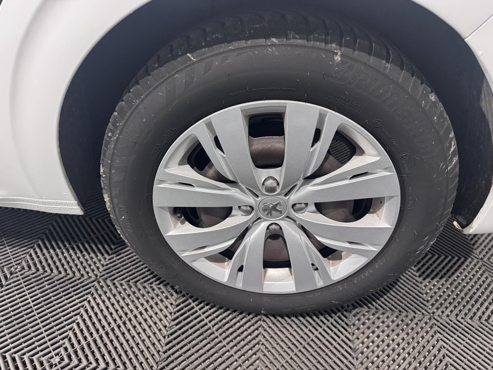Peugeot | 208 | 1.0 PureTech LIKE | 2015 | 91.234 km | ZK160N | Geen oordeel