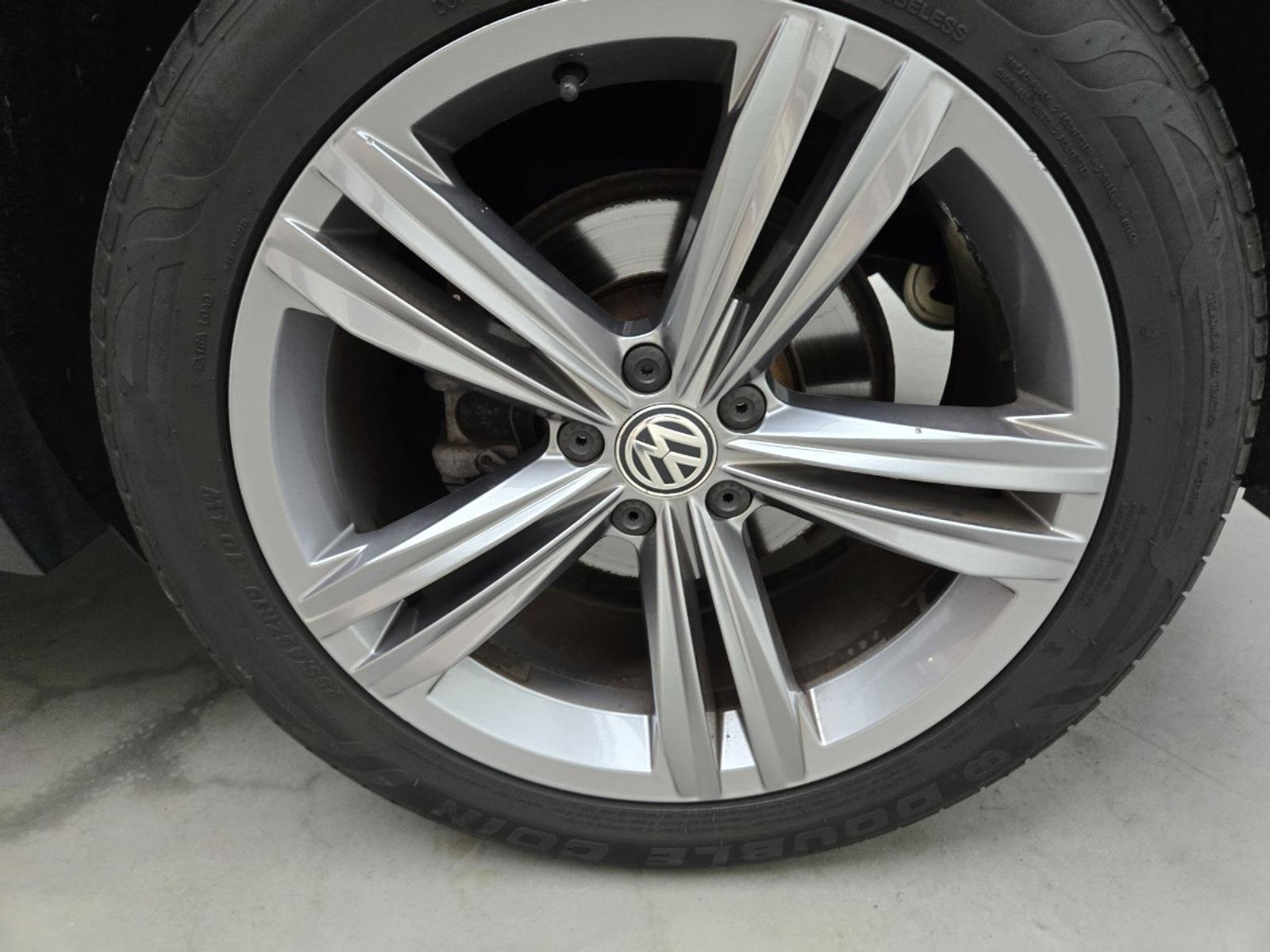 Volkswagen Tiguan 1.4 TSI ACT Highline Business R | 2018 | 200.832 km | Automaat | SZ423K | NAP: Logisch