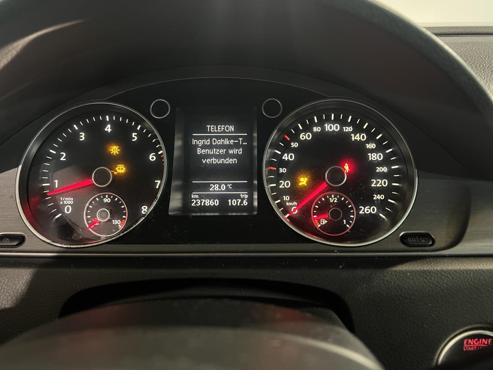 Volkswagen | Passat | 1.4 TSI Highline BlueMotion | 2011 | 237,860 km | L696LS | No rating