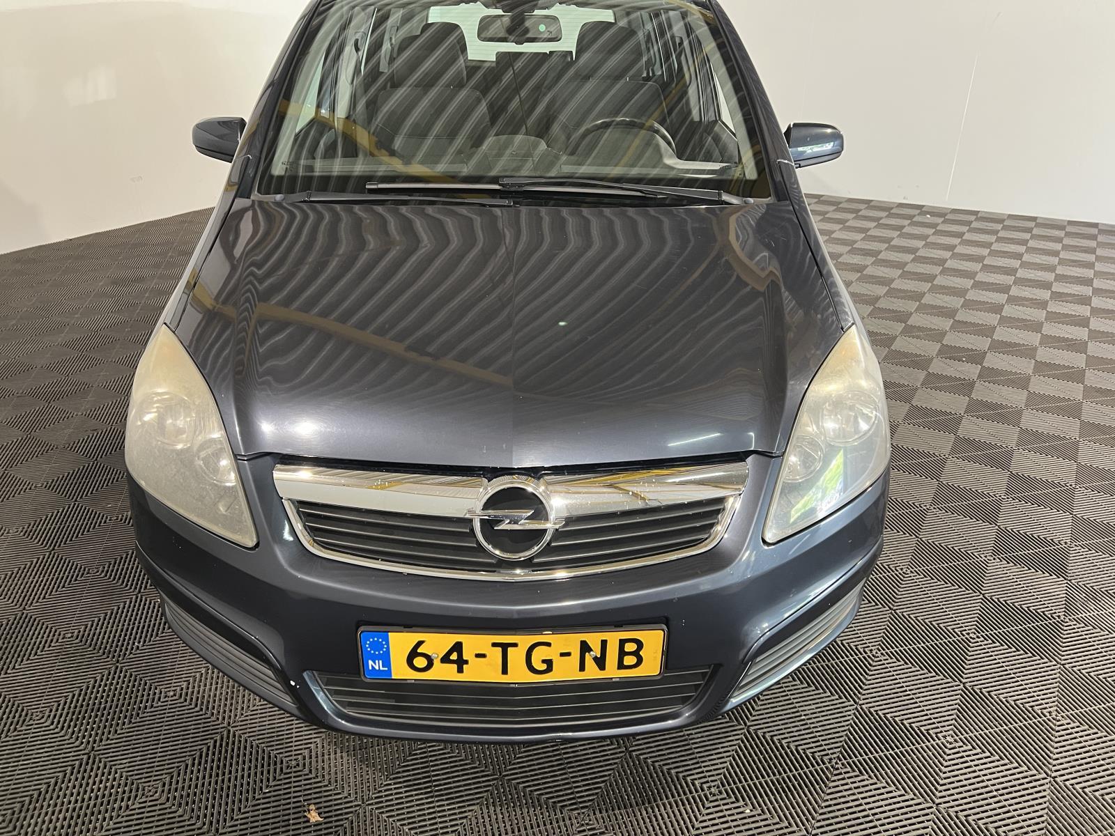 Opel | Zafira | 1.8 Executive | 2006 | 257.680 km | 64TGNB | Logisch