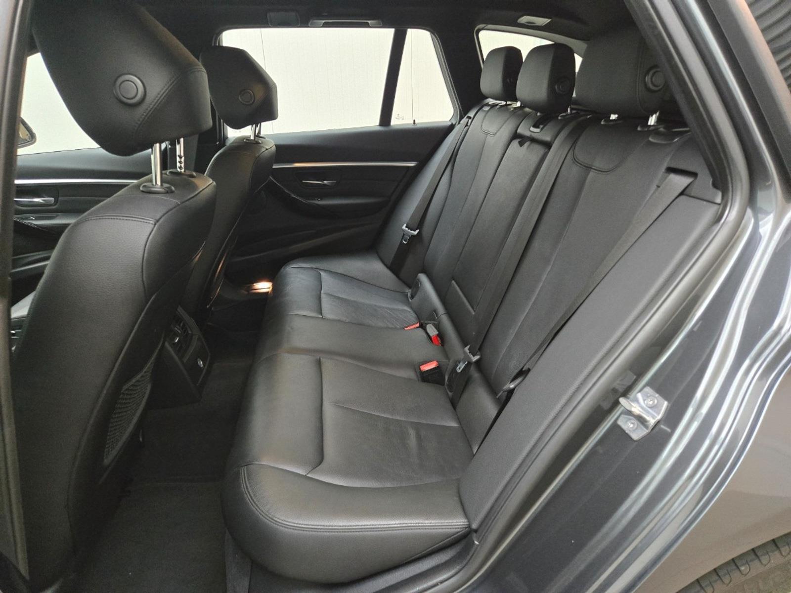 BMW 3 Series Touring 318i Luxury Edition Station Wagon | 2019 | 60,774 km | Automatic | XN908Z | NAP: Reasonable