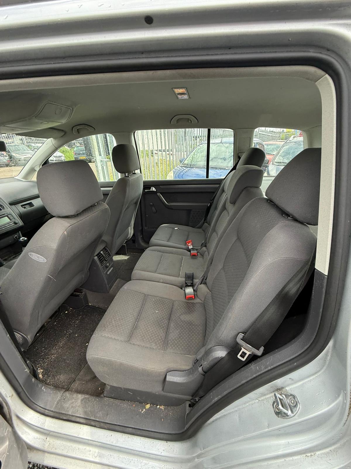 Volkswagen | Touran | 1.6 Athene | 2004 | 308.513 km | 05NZRX | Logisch