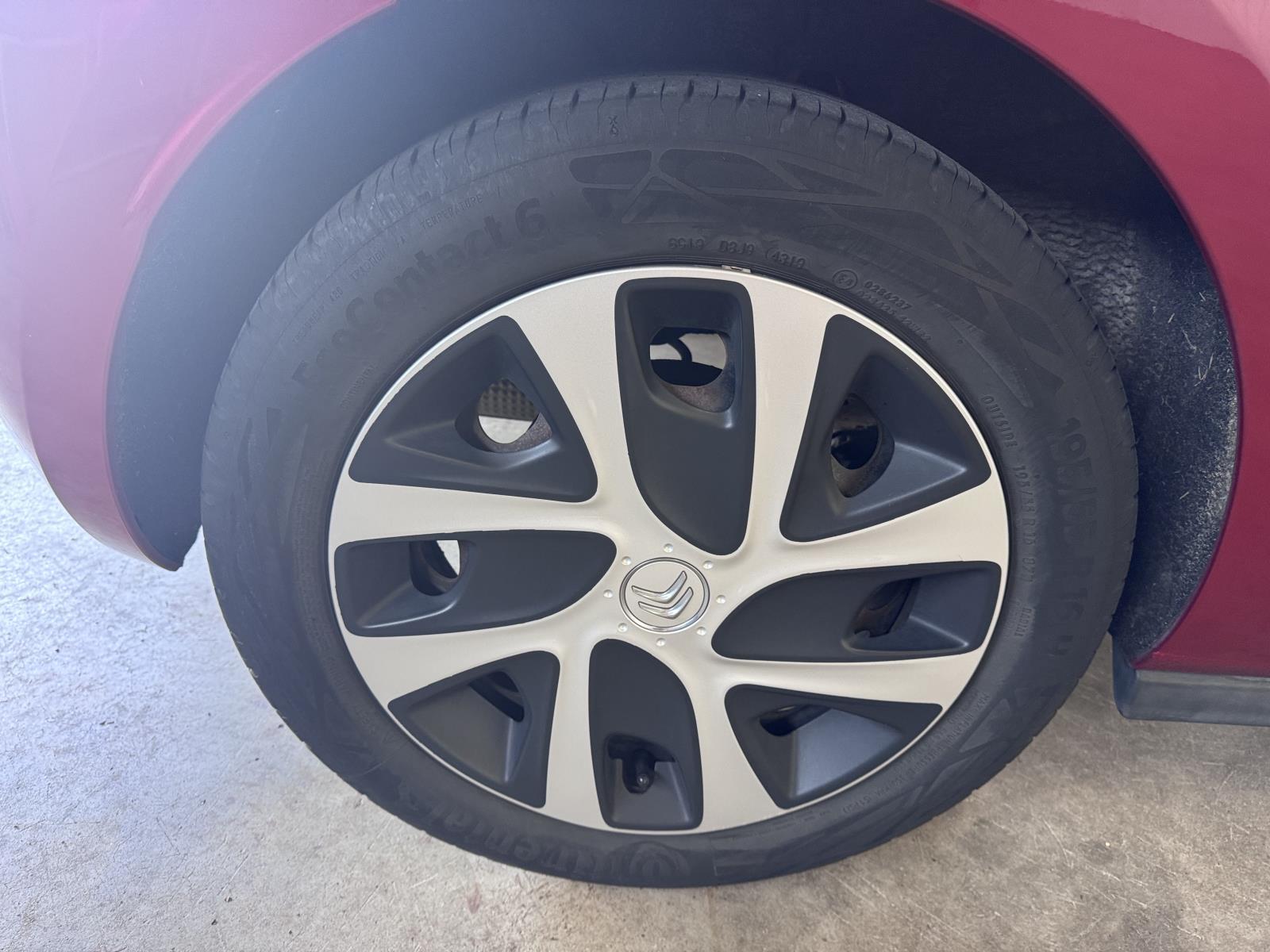 Citroen | DS3 | 1.4 e-HDi Chic | 2013 | 128.643 km | 74ZPD4 | Logisch