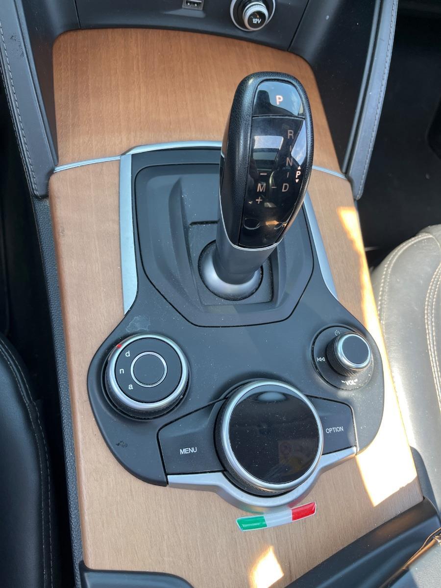 Alfa Romeo Stelvio 2.0 T AWD First Edition | 2017 | 137,311 km | Automatic | PZ672N | NAP: Makes sense