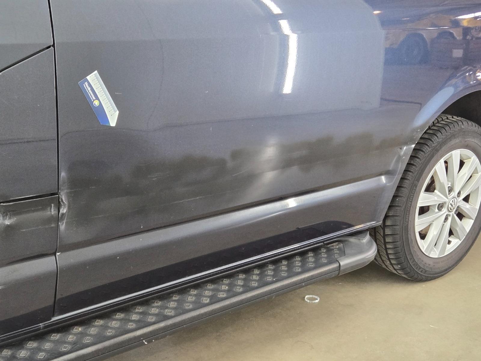 Volkswagen Transporter 2.0 TDI L1H1 Highline | 2019 | 212,172 km | Automatic | VDB63Z | NAP: Makes sense