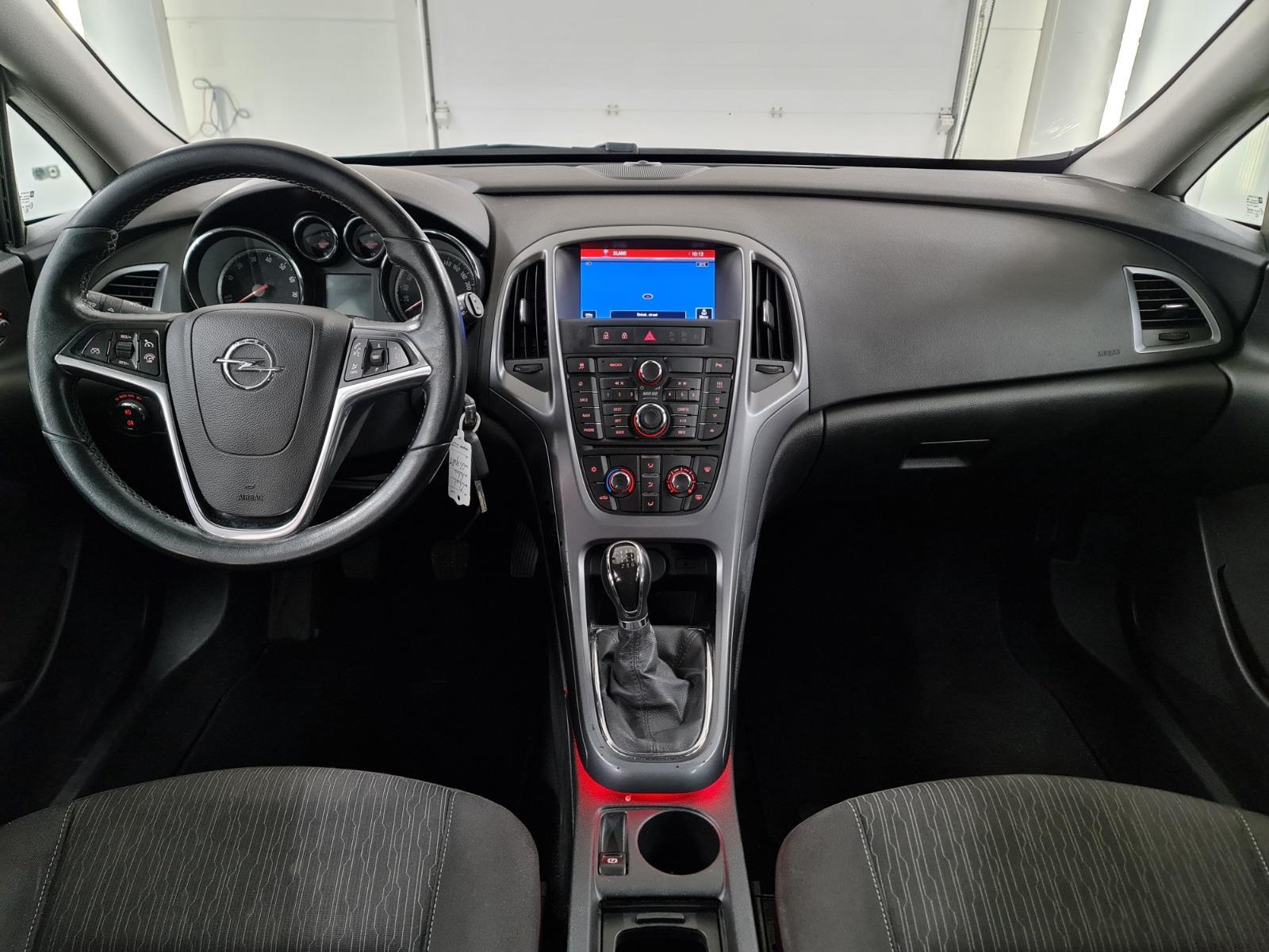 Opel Astra Sports Tourer 1.4 Turbo Blitz | 2015 | 167,864 km | GS938S | NAP: Makes sense