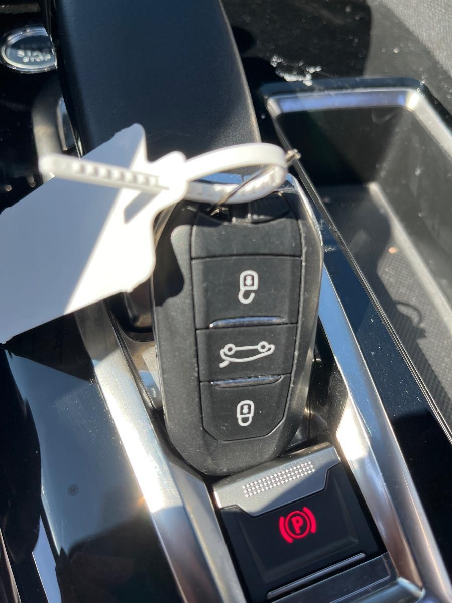 Peugeot 3008 1.6 PureTech GT Line | 2019 | 98.344 km | Automaat | XV854B | NAP: Logisch