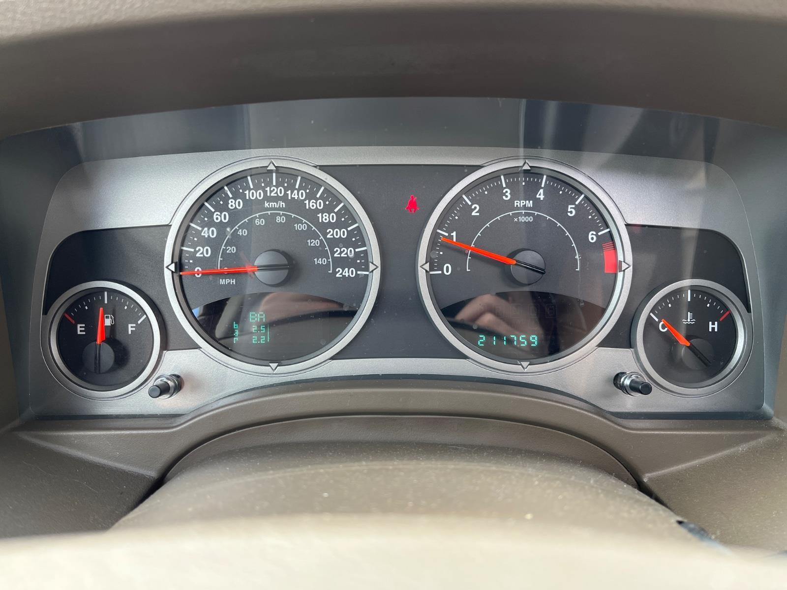 Jeep Compass 2.4 Limited | 2007 | 211,815 km | 45XRBP | NAP: Makes sense