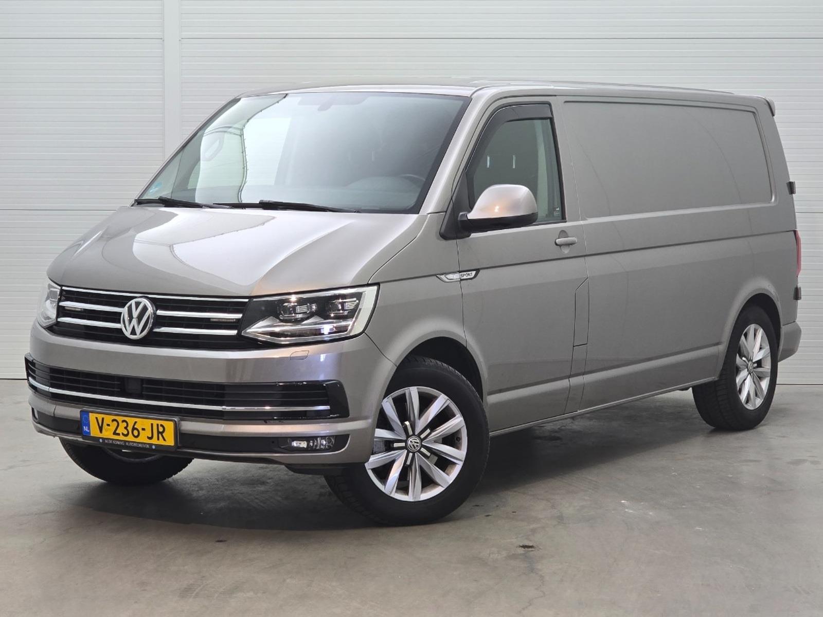 Volkswagen Transporter 2.0 TDI L2H1 DC Highline | 2017 | 343.851 km | Automaat | V236JR | NAP: Logisch