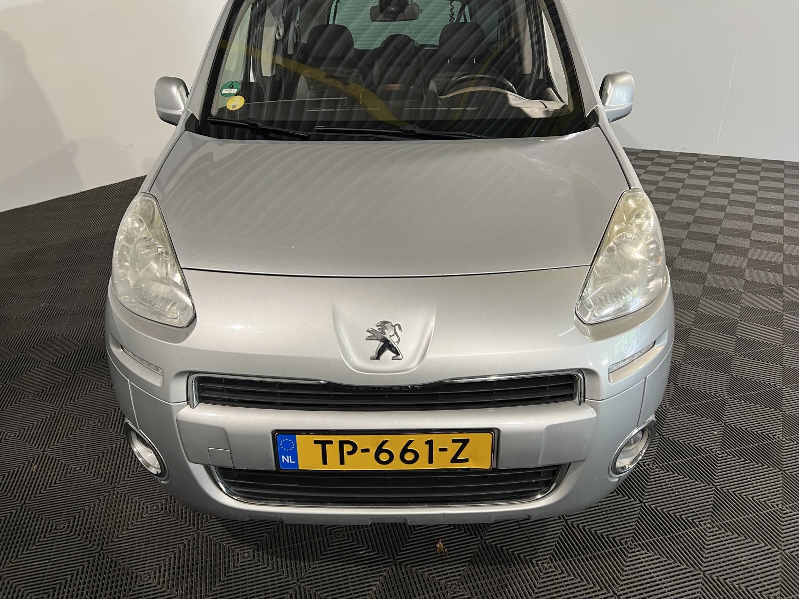 Peugeot | Partner Tepee | 1.6 HDiF XT Executive | 2012 | 248.056 km | TP661Z | Geen oordeel