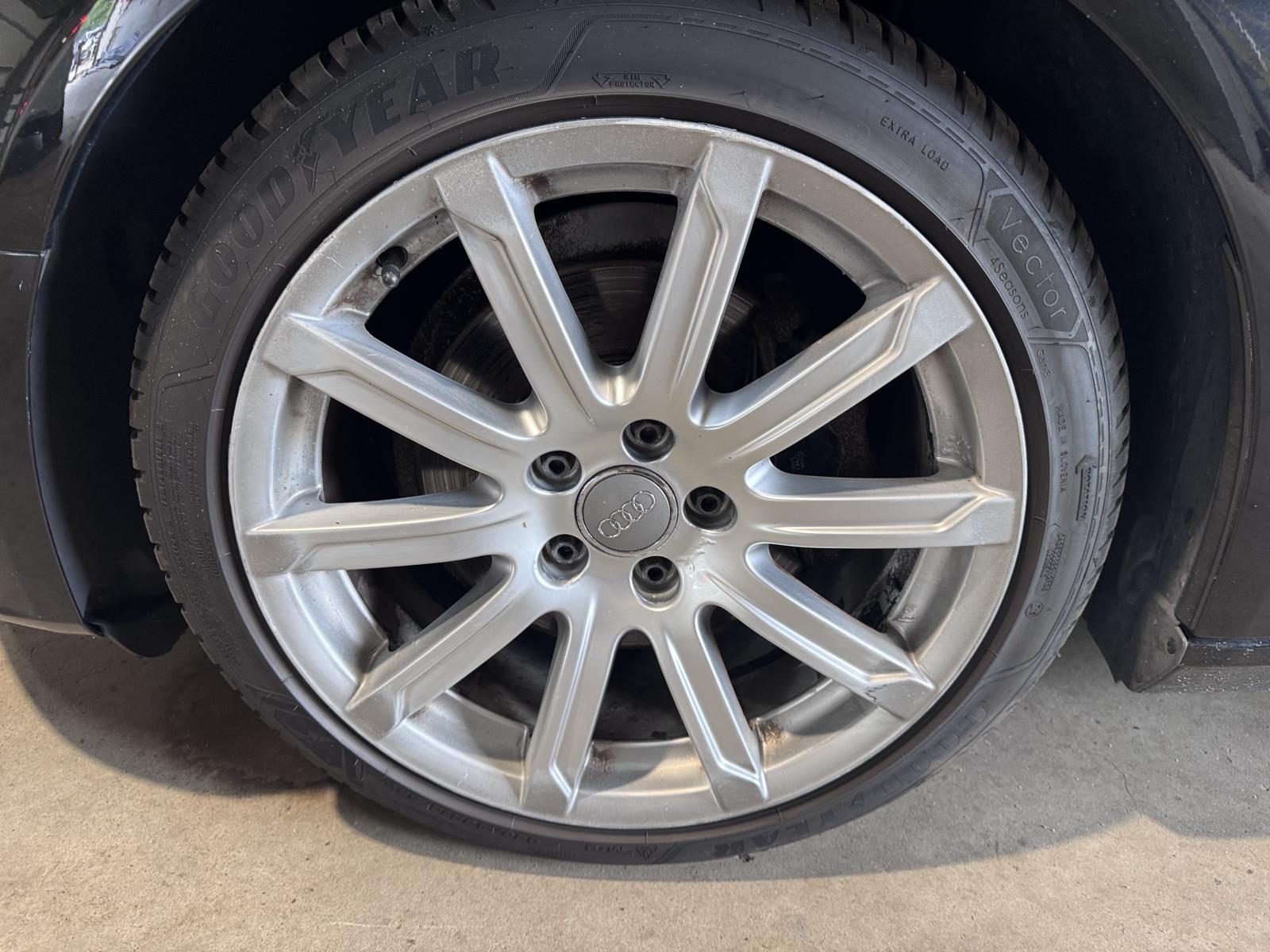 Audi | A4 Avant | 1.8 TFSI Business Edition | 2013 | 258.979 km | 1KST85 | Logisch