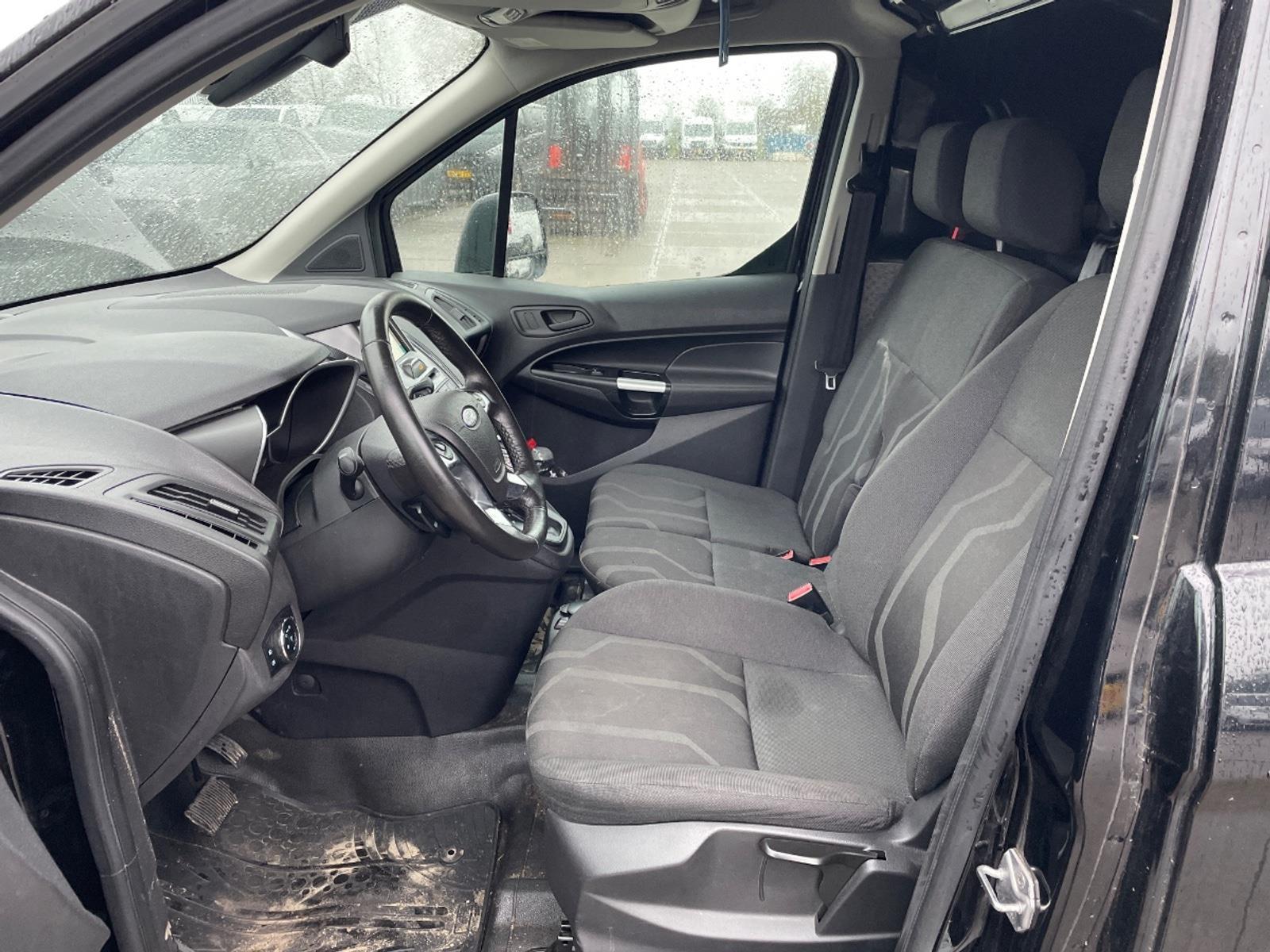 Ford Transit Connect 1.5 TDCI L1 Trend | 2018 | 207.229 km | Automaat | V430NB | NAP: Logisch