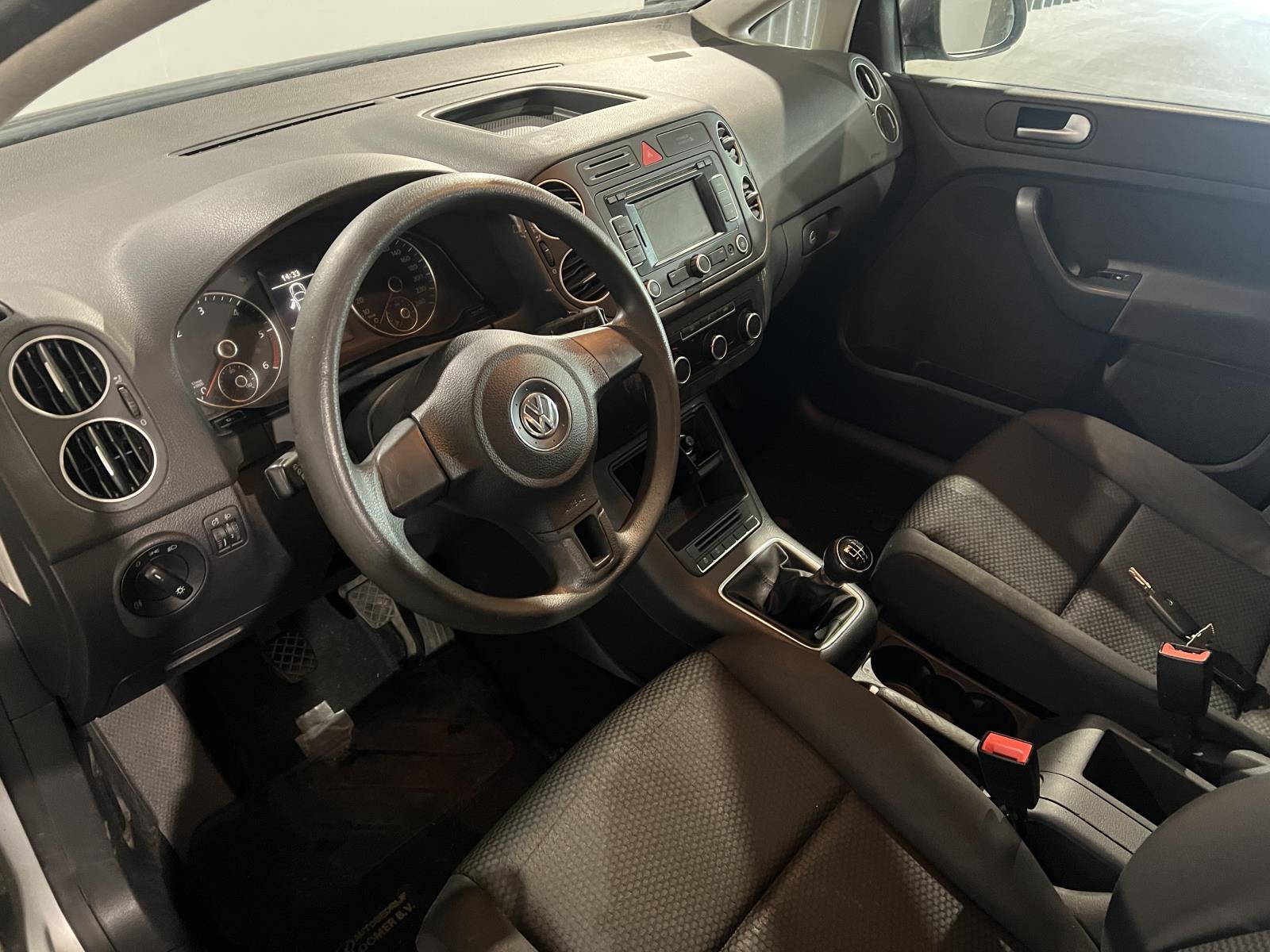 Volkswagen | Golf Plus | 1.6 TDI Trendline BlueMotion EX-LES | 2011 | 345,955 km | 82SGH9 | Logical