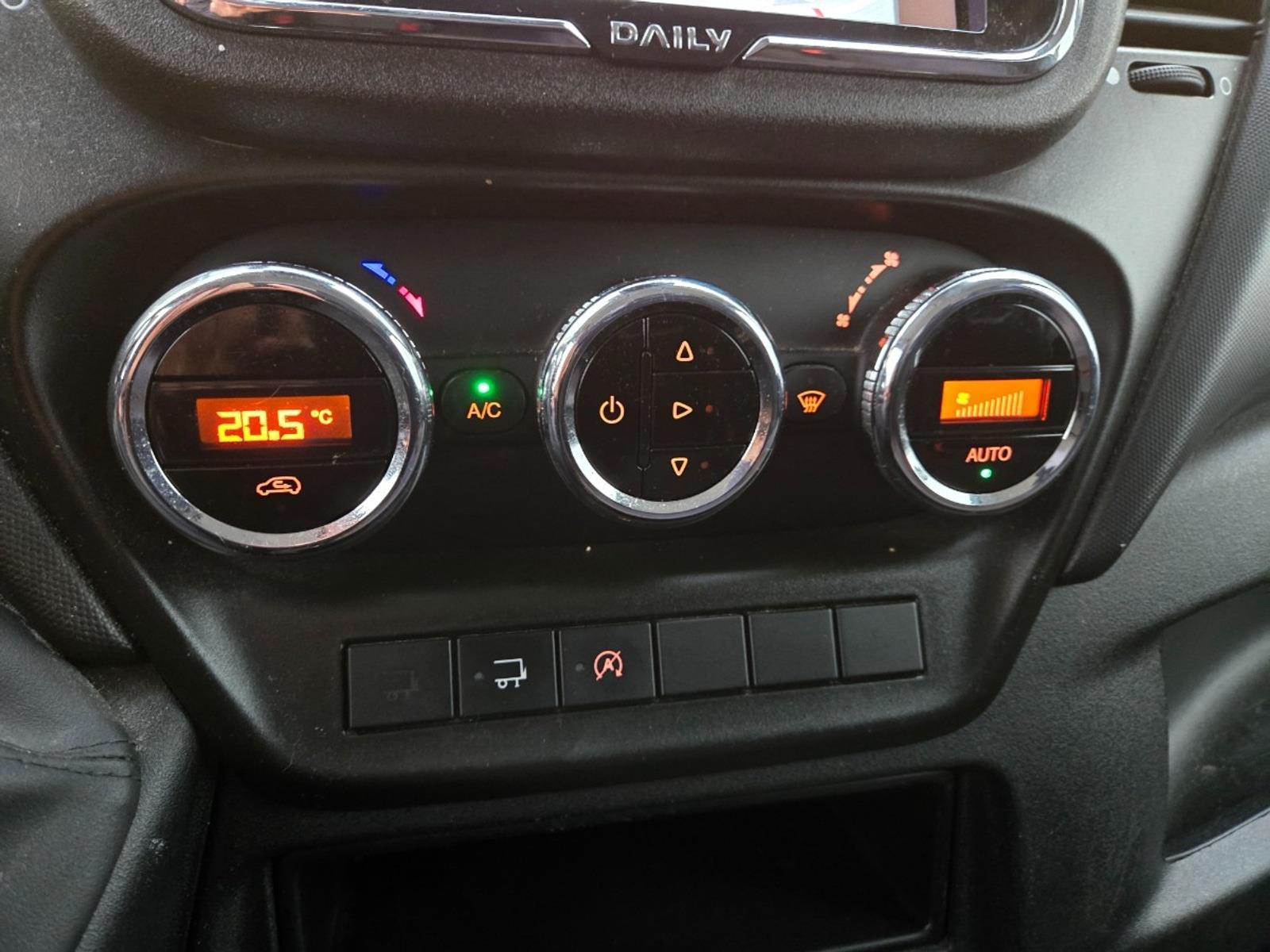 Iveco Daily 35S14V 2.3 410 H2 | 2021 | 150,696 km | VND78T | NAP: Makes sense