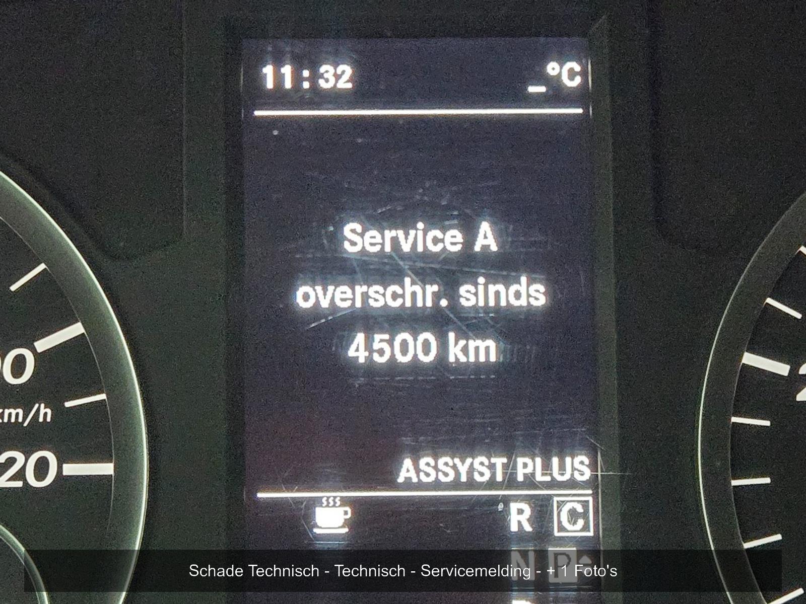 Mercedes-Benz Vito 116 CDI Extra Lang DC Comfort | 2017 | 244.629 km | Automaat | V883FJ | NAP: Logisch
