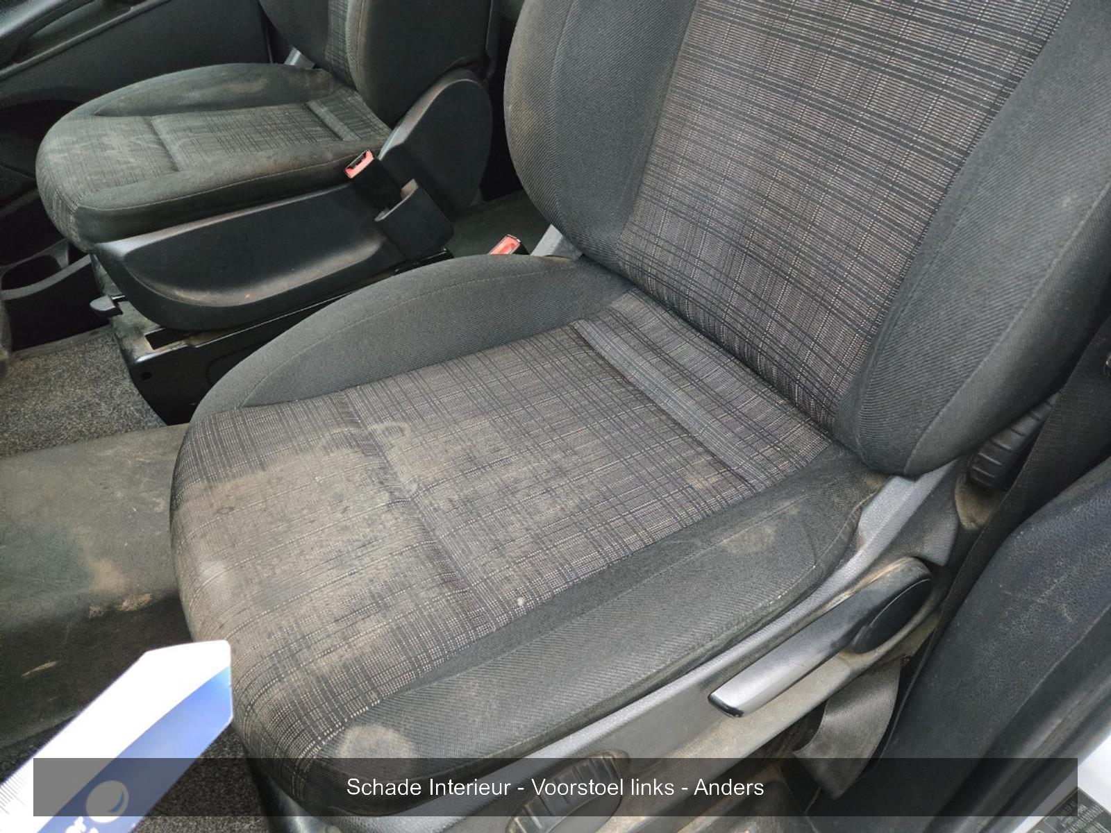 Mercedes-Benz Vito 111 CDI Extra Long DC Comfort | 2017 | 269,796 km | V419FV | NAP: Makes sense