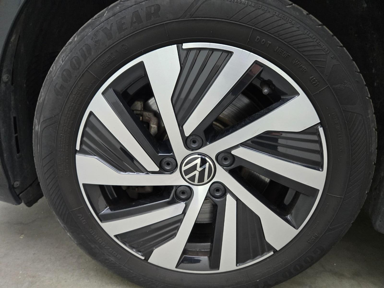 Volkswagen Golf 1.4 eHybrid Style | 2021 | 92,036 km | Automatic | HTK10B | NAP: No rating