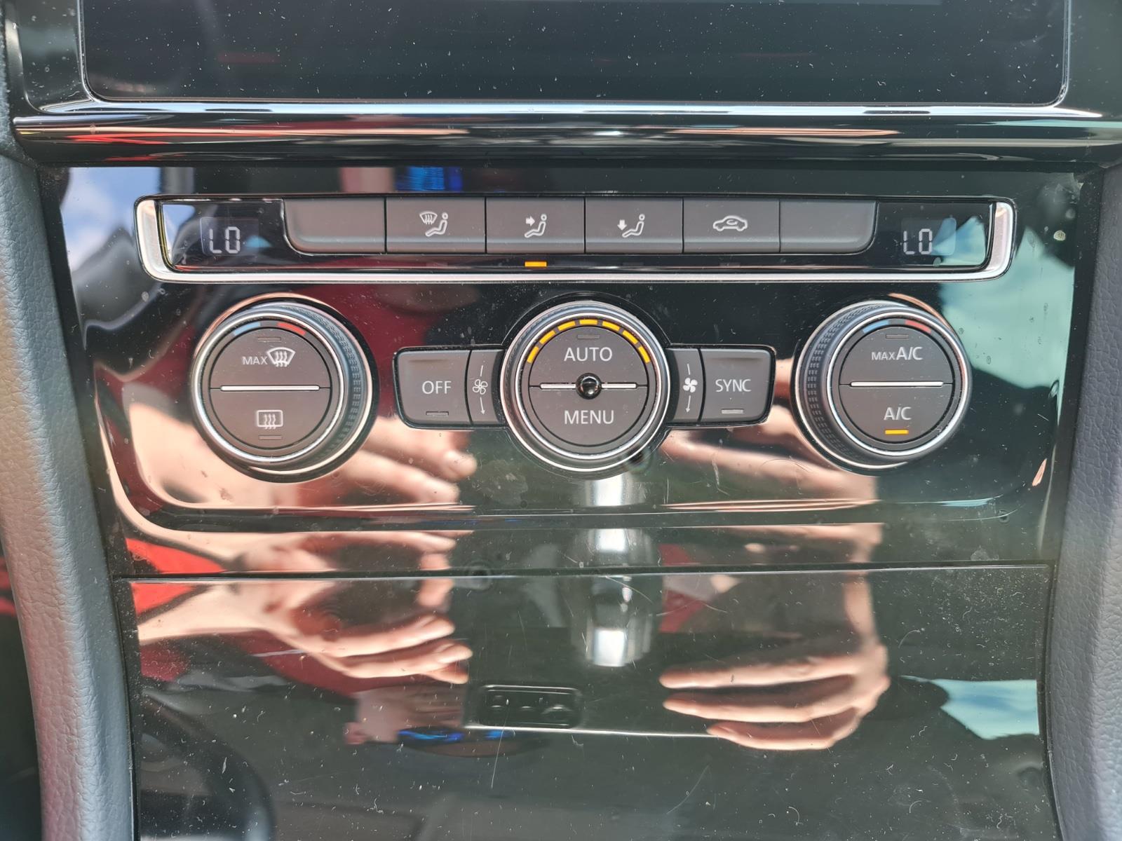 Volkswagen Golf Variant 1.5 TSI Highline | 2018 | 199.572 km | Automaat | RL452T | NAP: Logisch