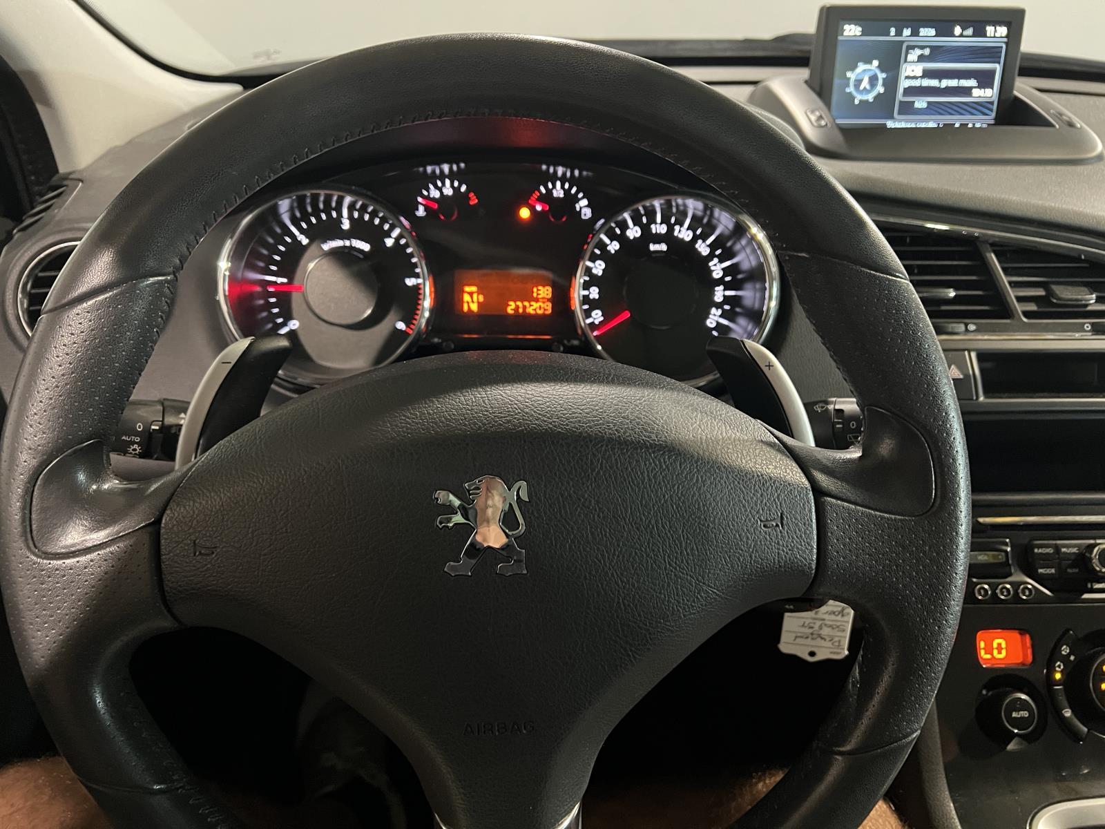 Peugeot | 5008 | 1.6 e-HDi Style 5p. | 2013 | 277.209 km | 4KGP98 | Logisch